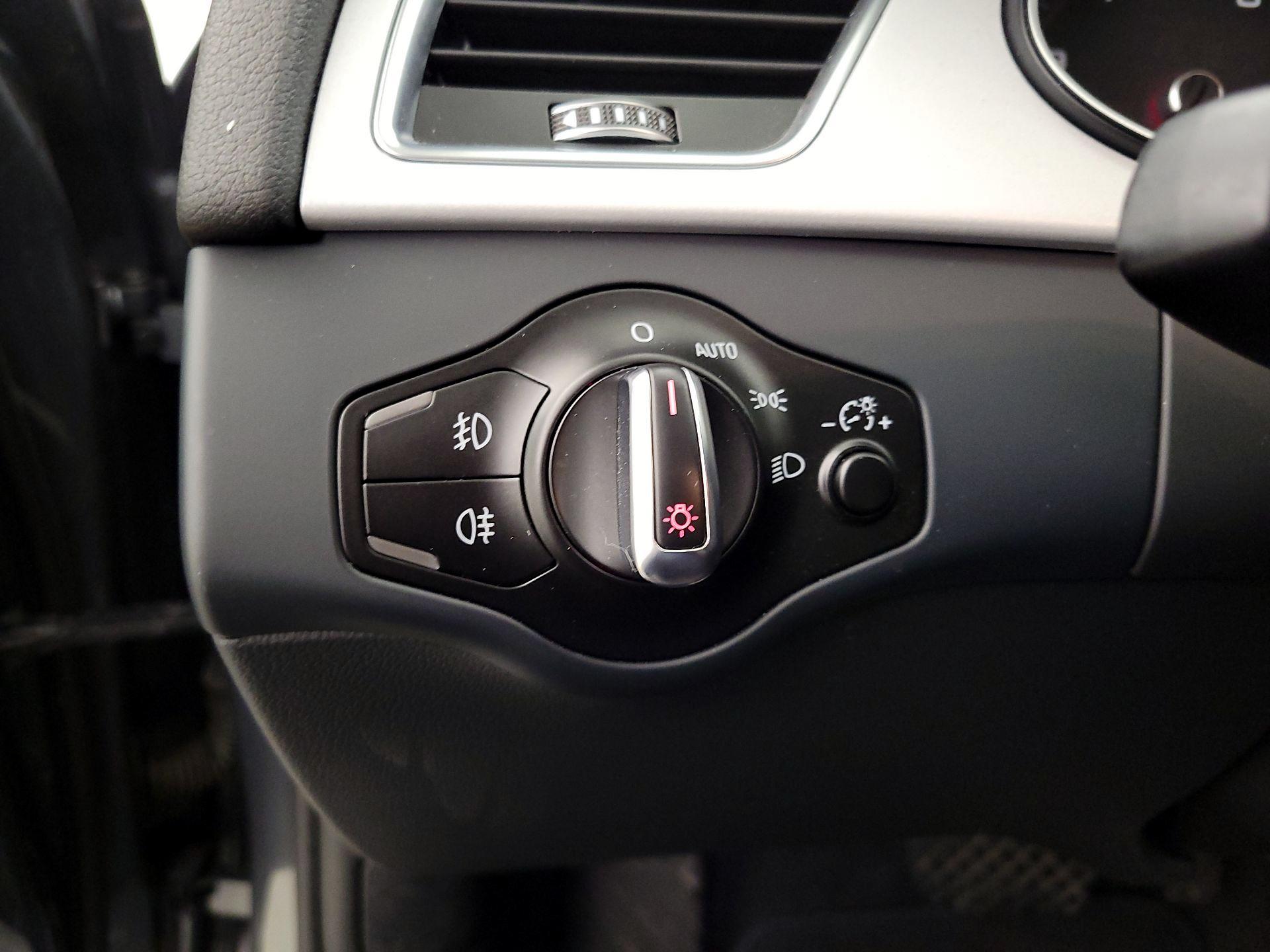 Thumbnail: 2015 Audi A4 - 13