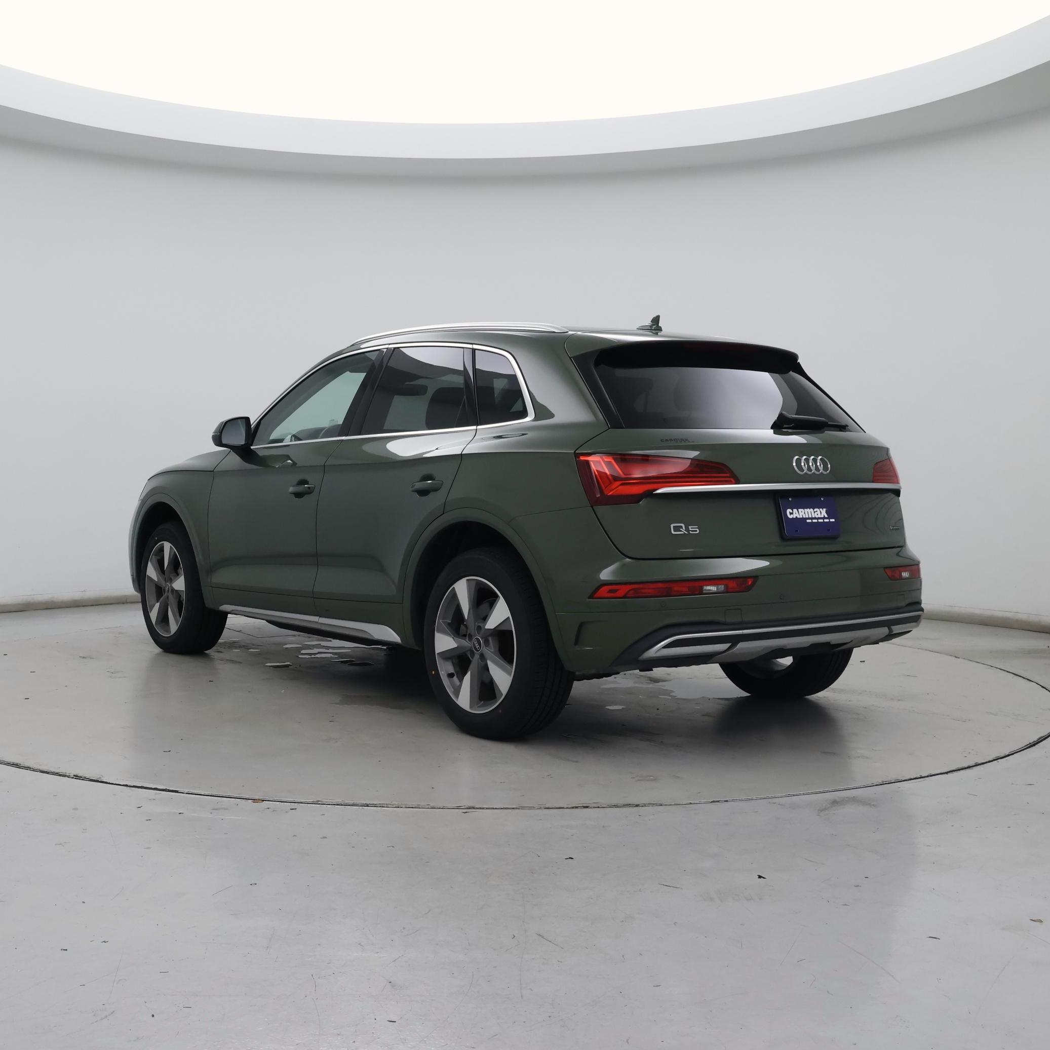 Thumbnail: 2023 Audi Q5 - 2