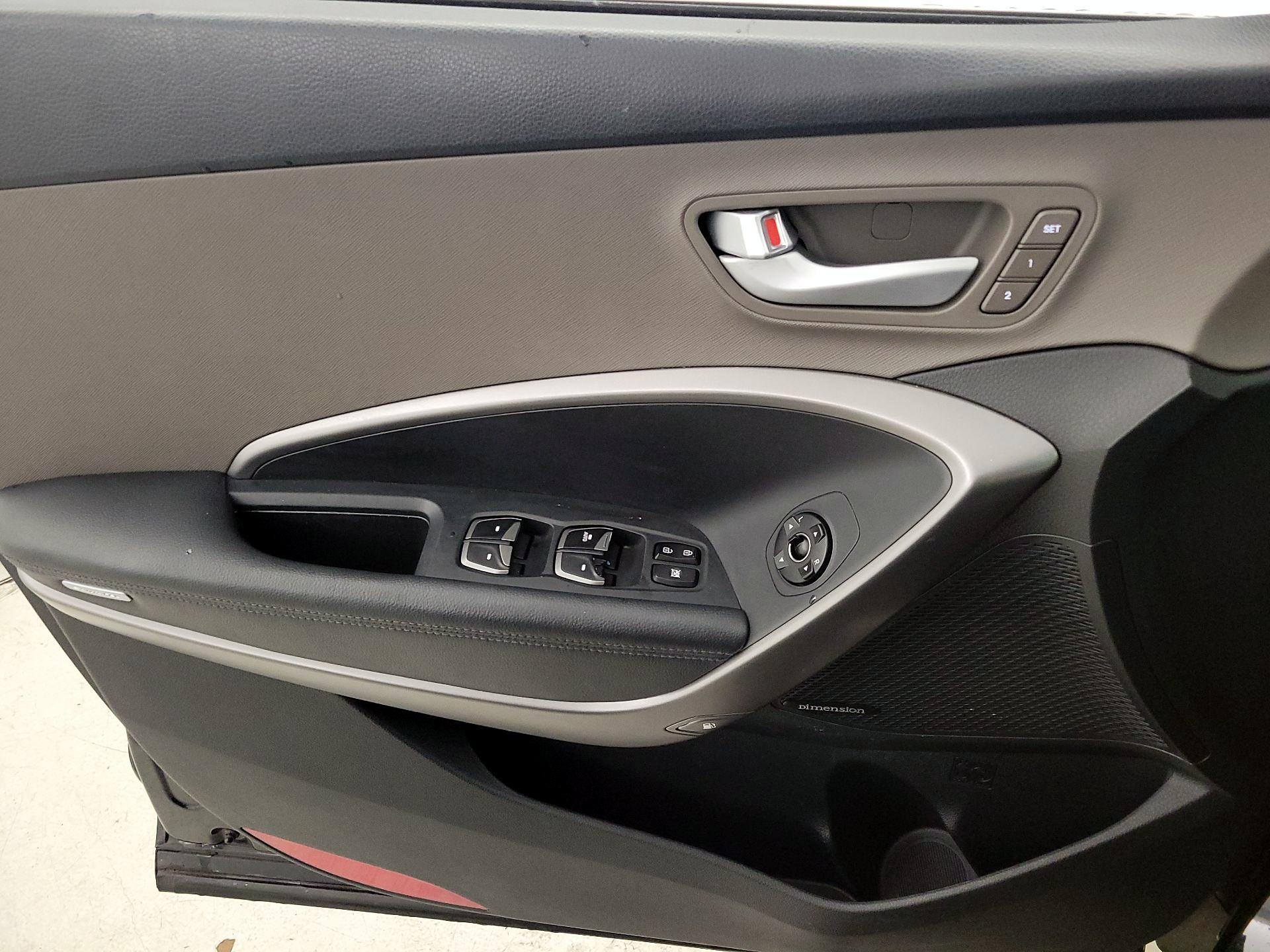 Thumbnail: 2014 Hyundai Santa Fe - 12