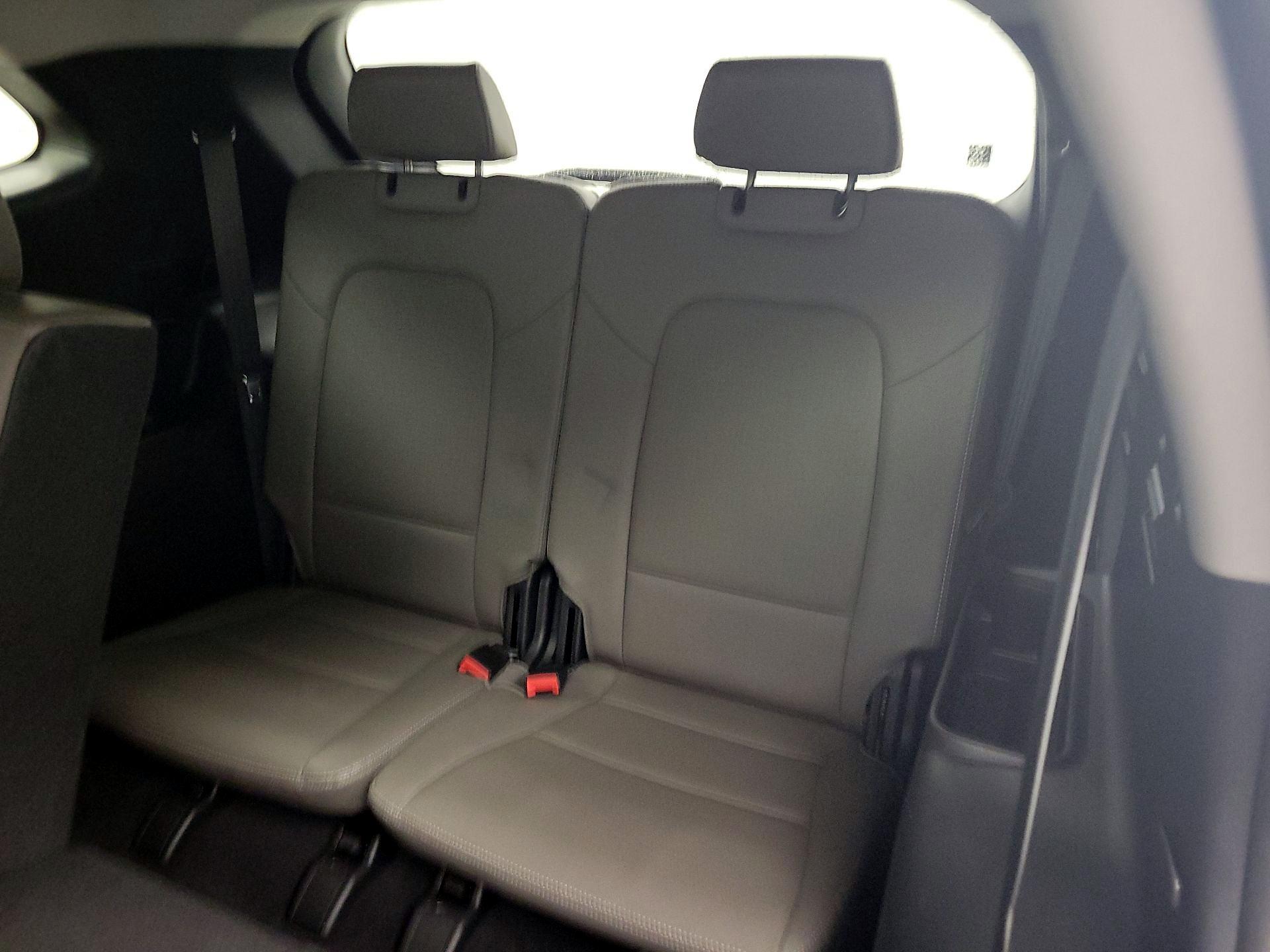 Thumbnail: 2014 Hyundai Santa Fe - 20