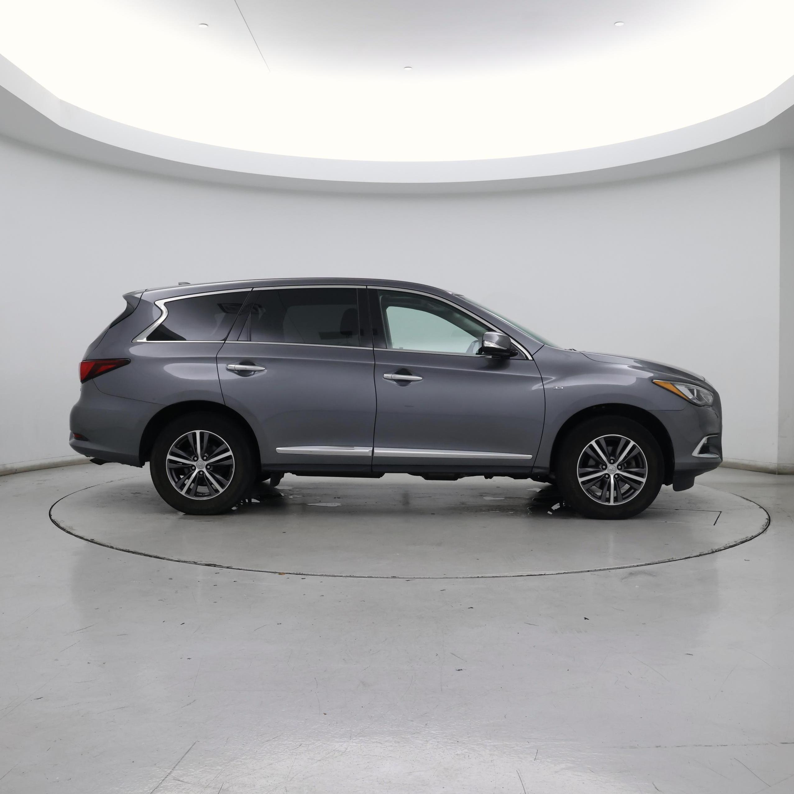 Thumbnail: 2018 INFINITI QX60 - 7