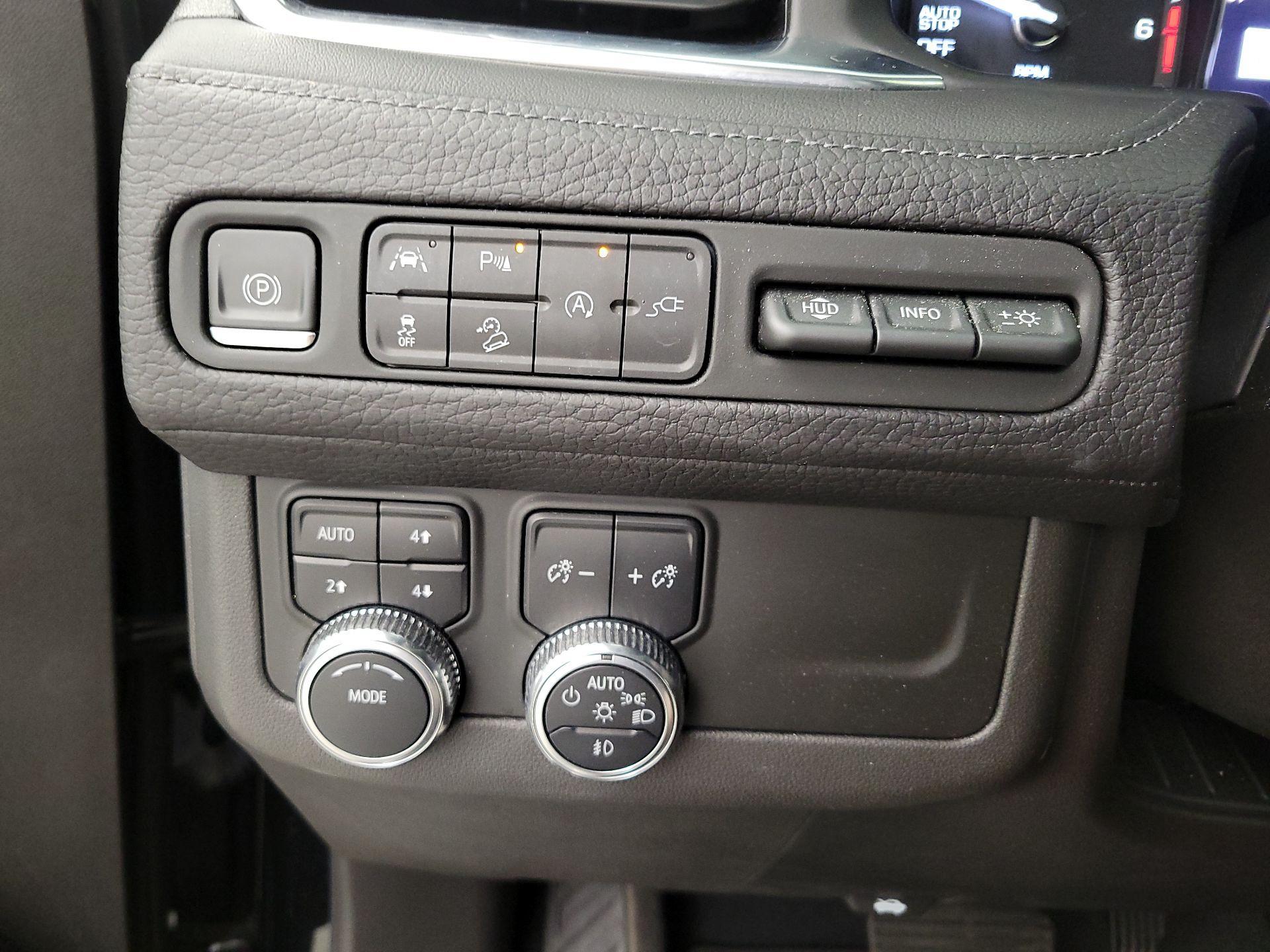 Thumbnail: 2021 GMC Yukon - 13