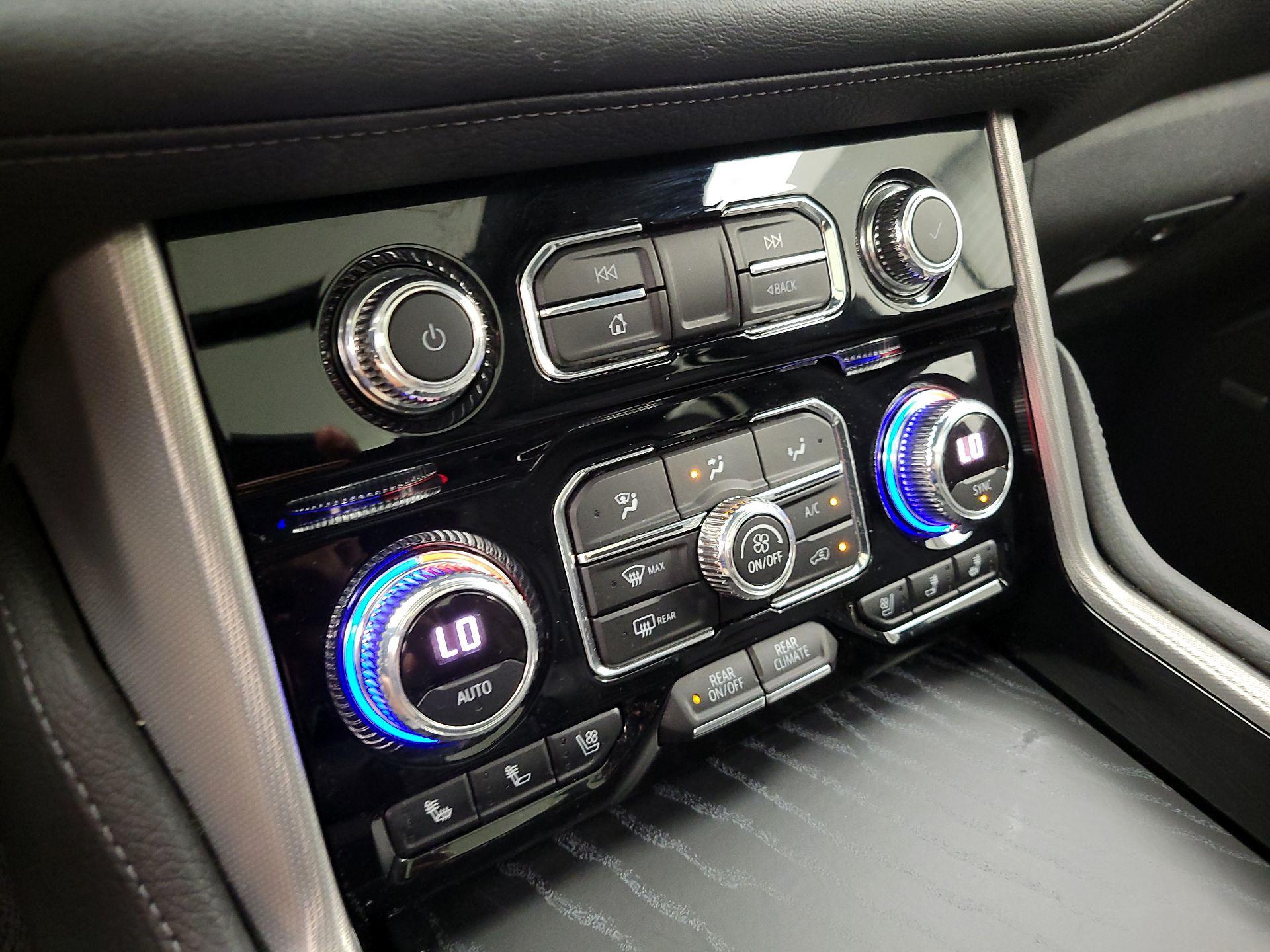 Thumbnail: 2021 GMC Yukon - 17