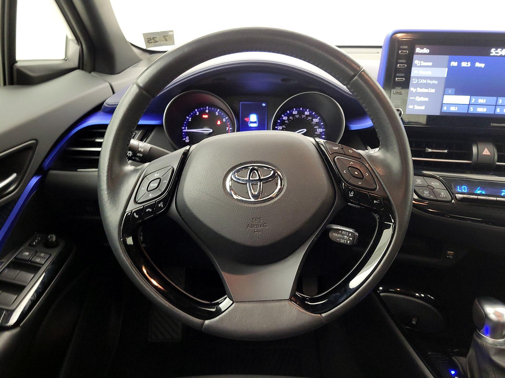 Thumbnail: 2020 Toyota C-HR - 10