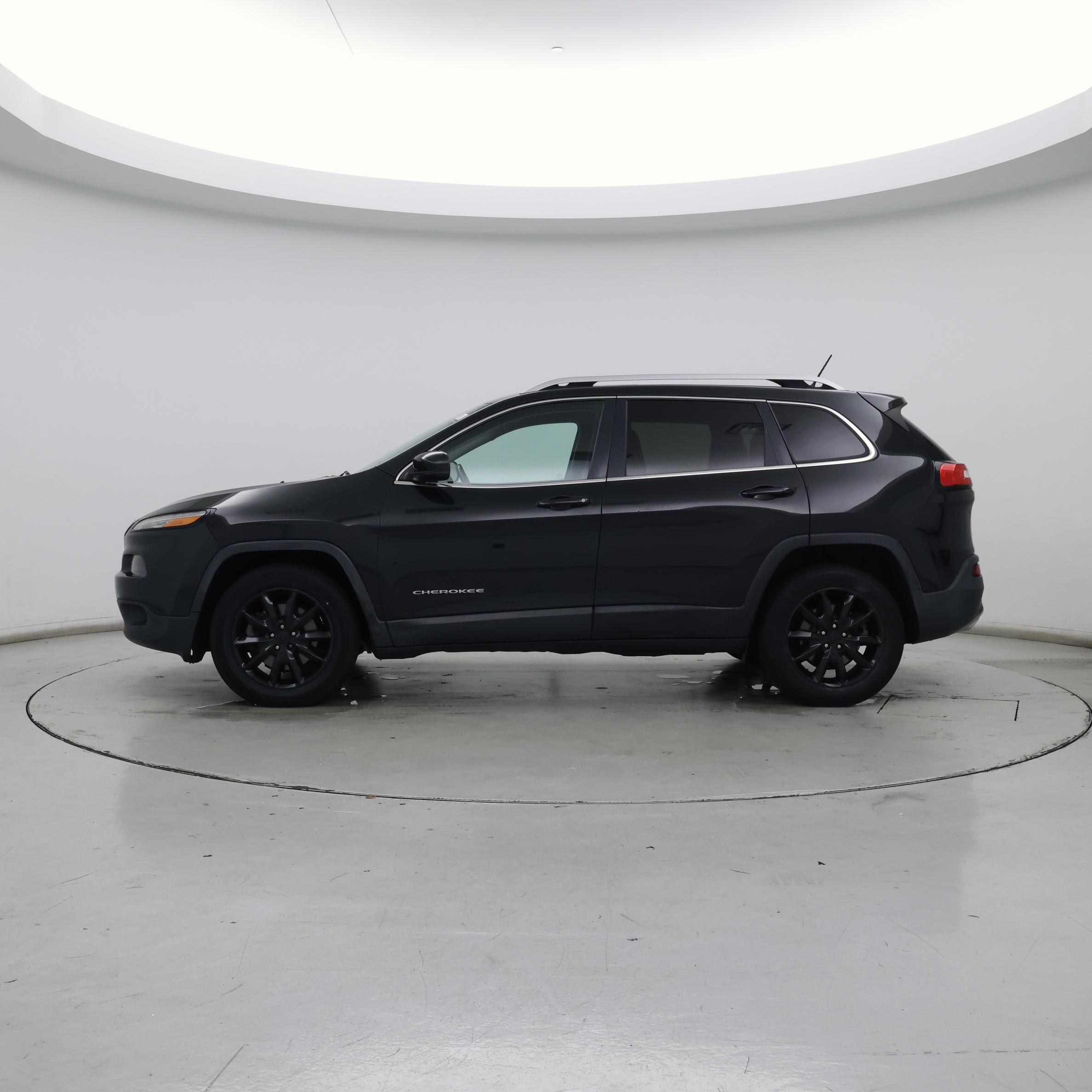 Thumbnail: 2015 Jeep Cherokee - 3