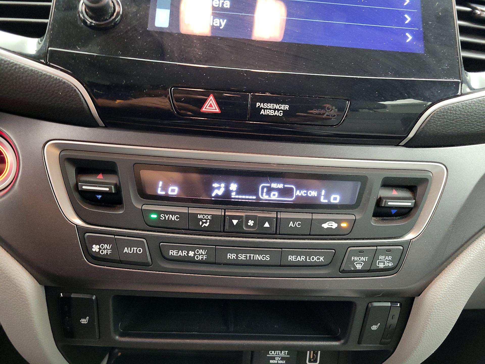 Thumbnail: 2020 Honda Pilot - 16