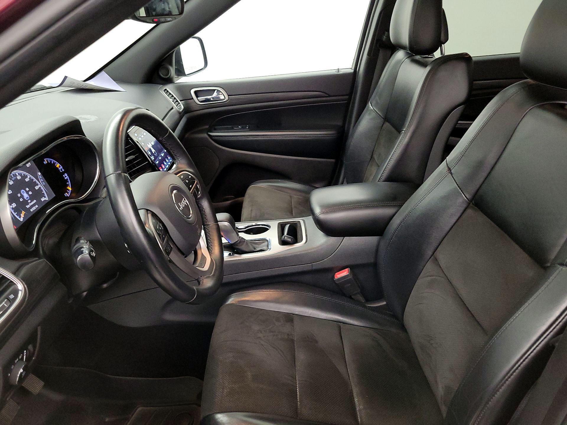 Thumbnail: 2019 Jeep Grand Cherokee - 11