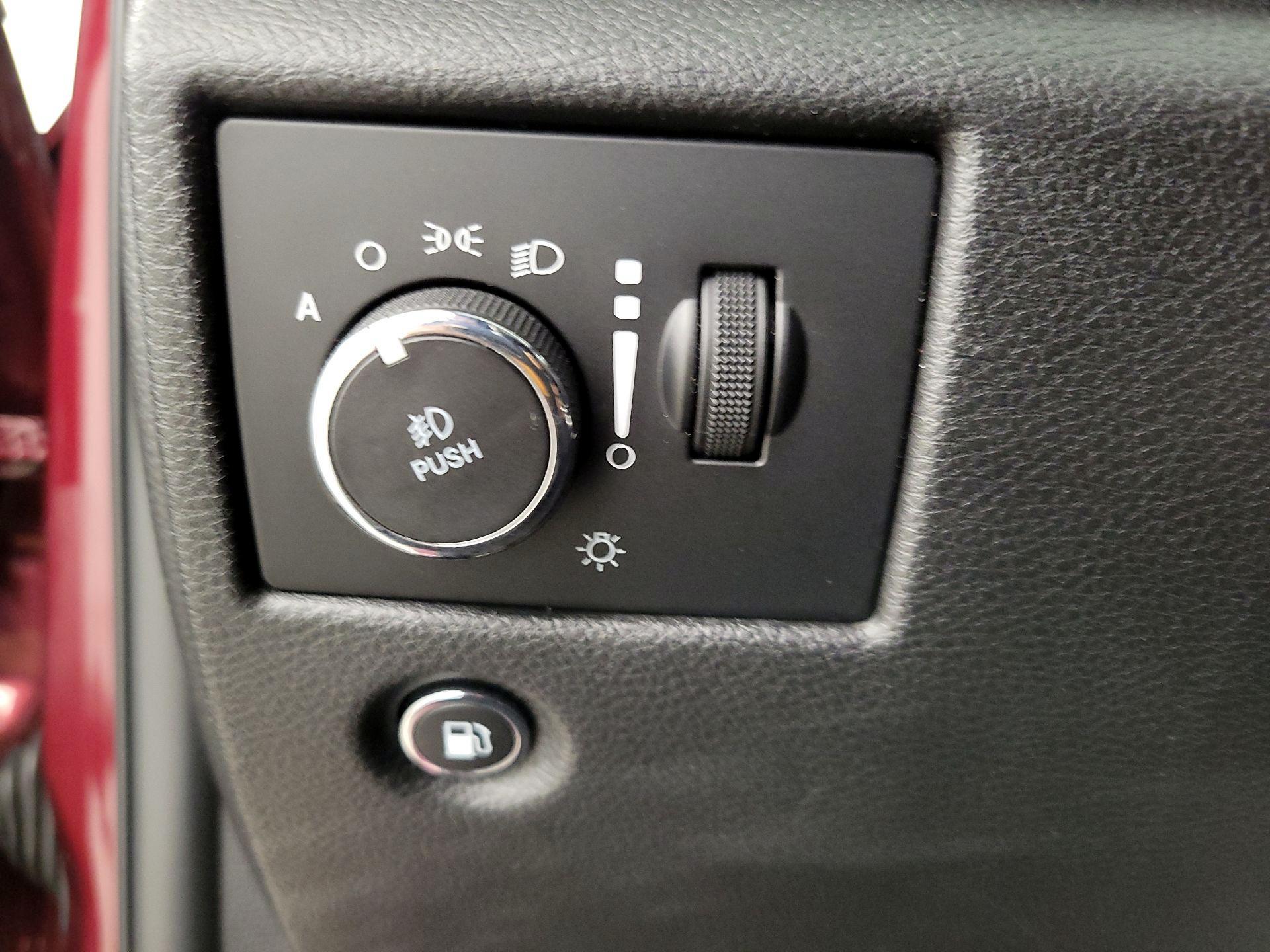 Thumbnail: 2019 Jeep Grand Cherokee - 13