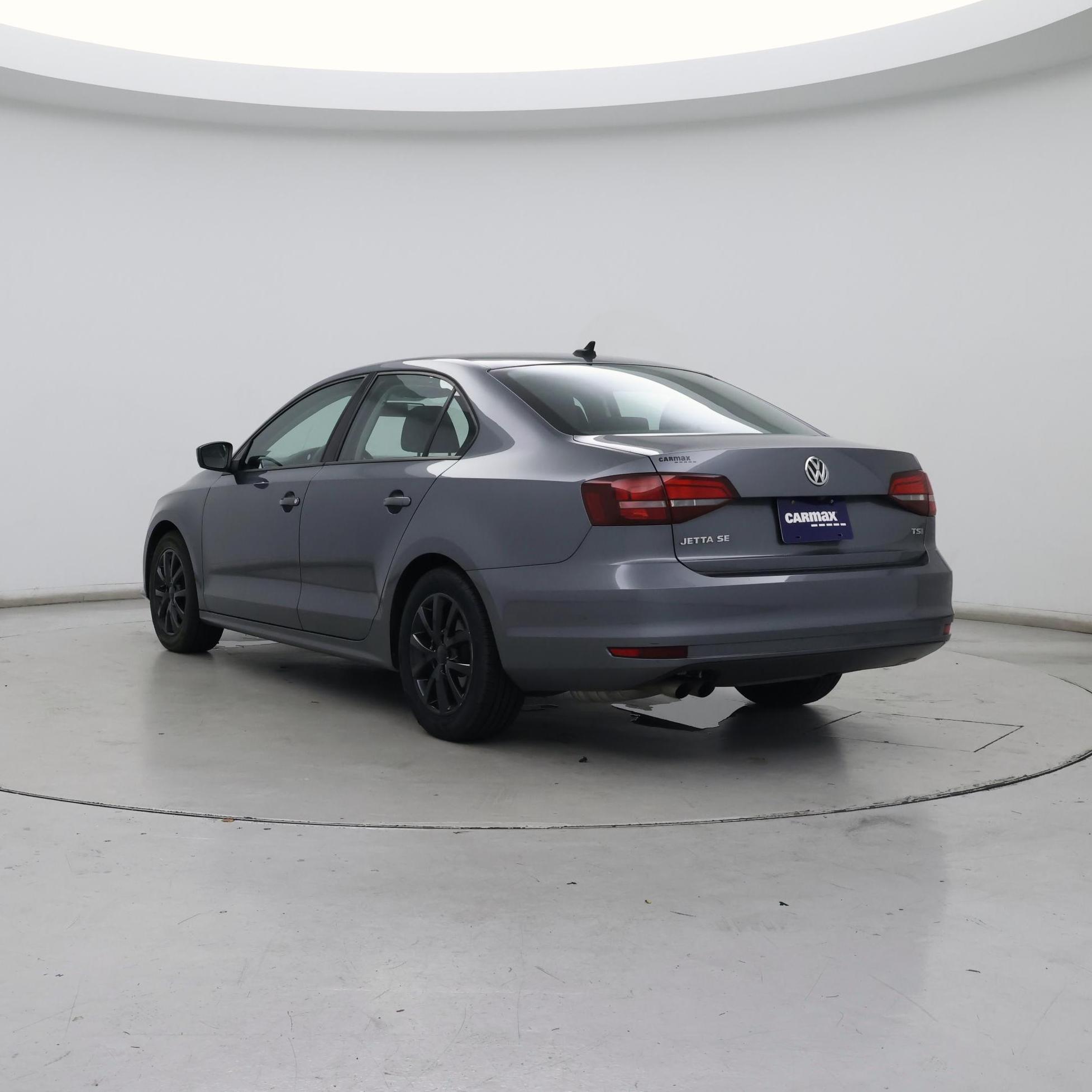 Thumbnail: 2016 Volkswagen Jetta - 2