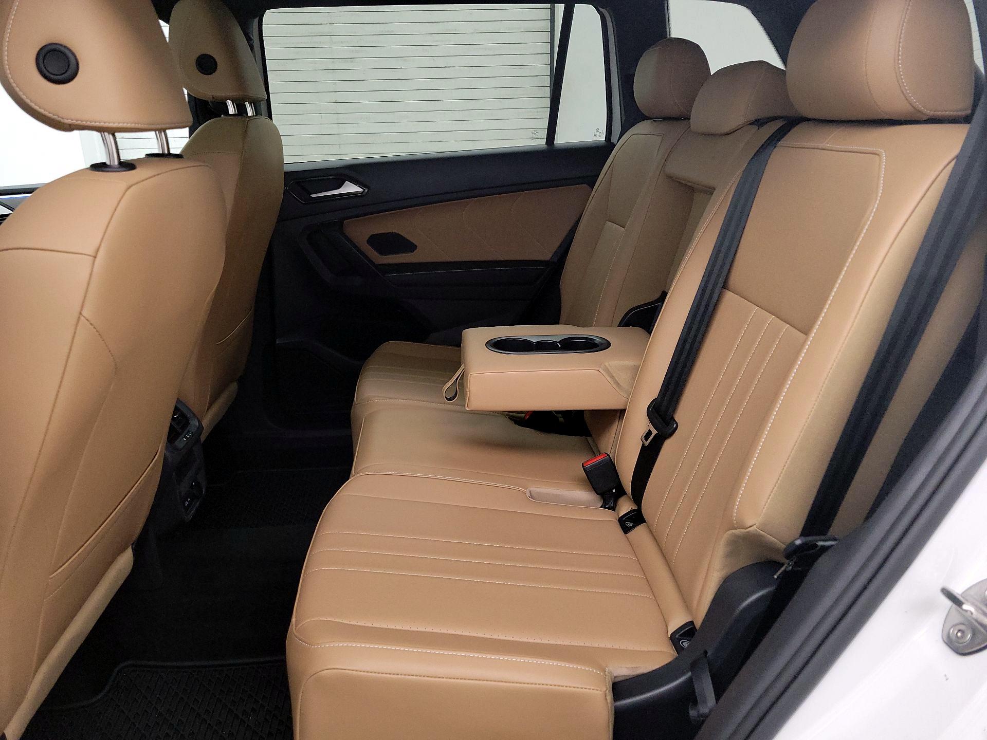 Thumbnail: 2023 Volkswagen Tiguan - 20