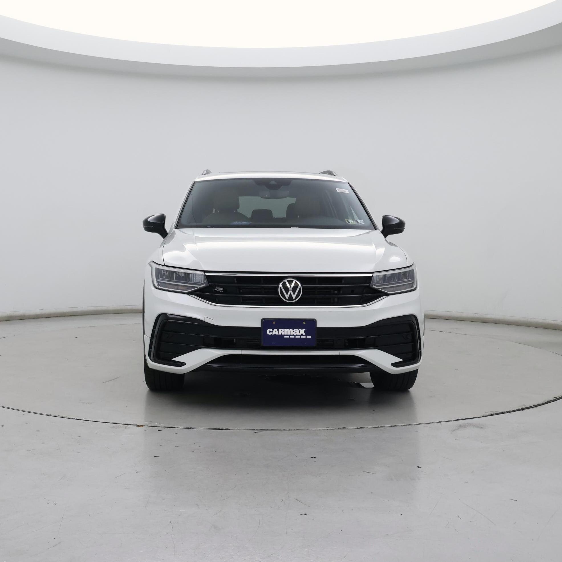 Thumbnail: 2023 Volkswagen Tiguan - 5