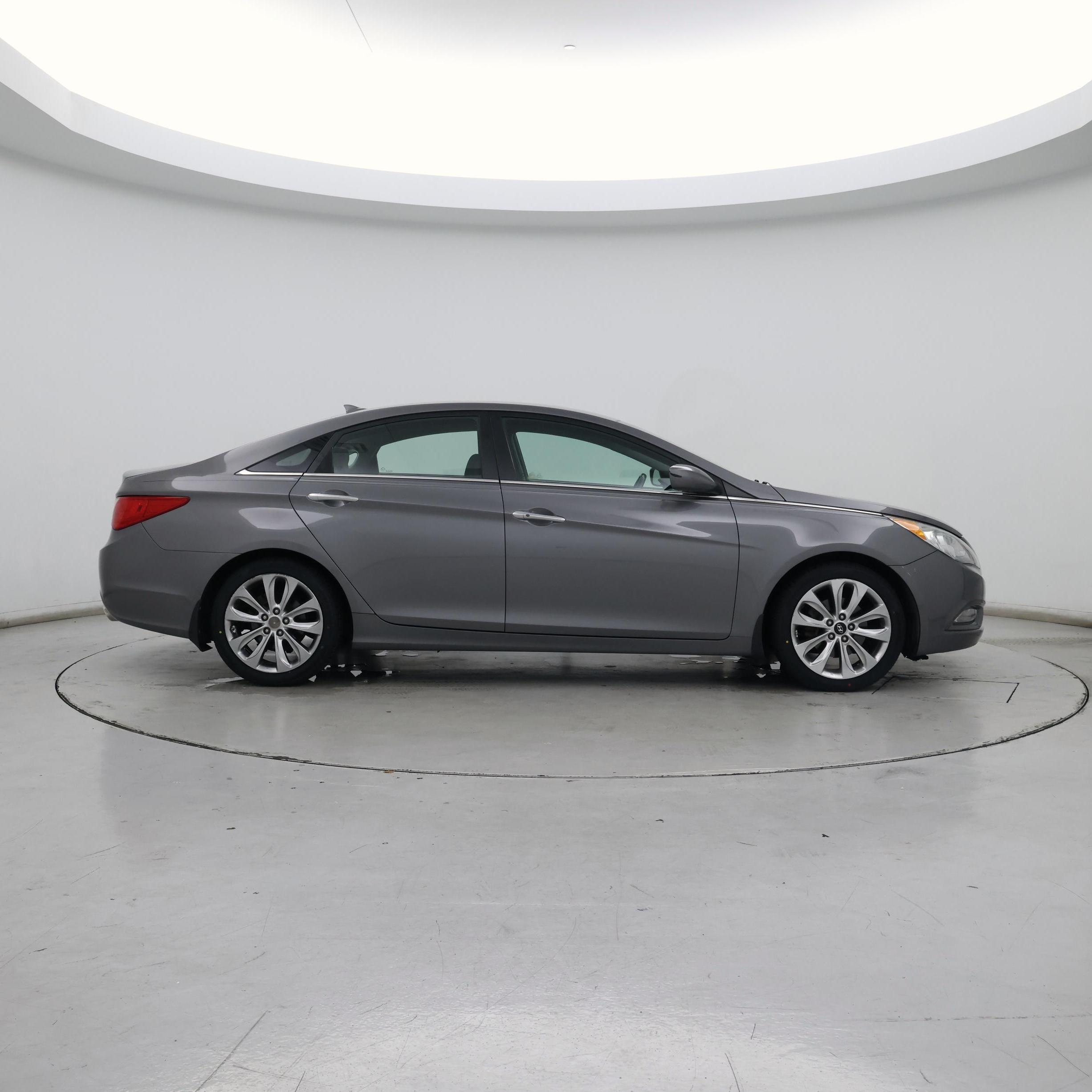 Thumbnail: 2013 Hyundai Sonata - 7