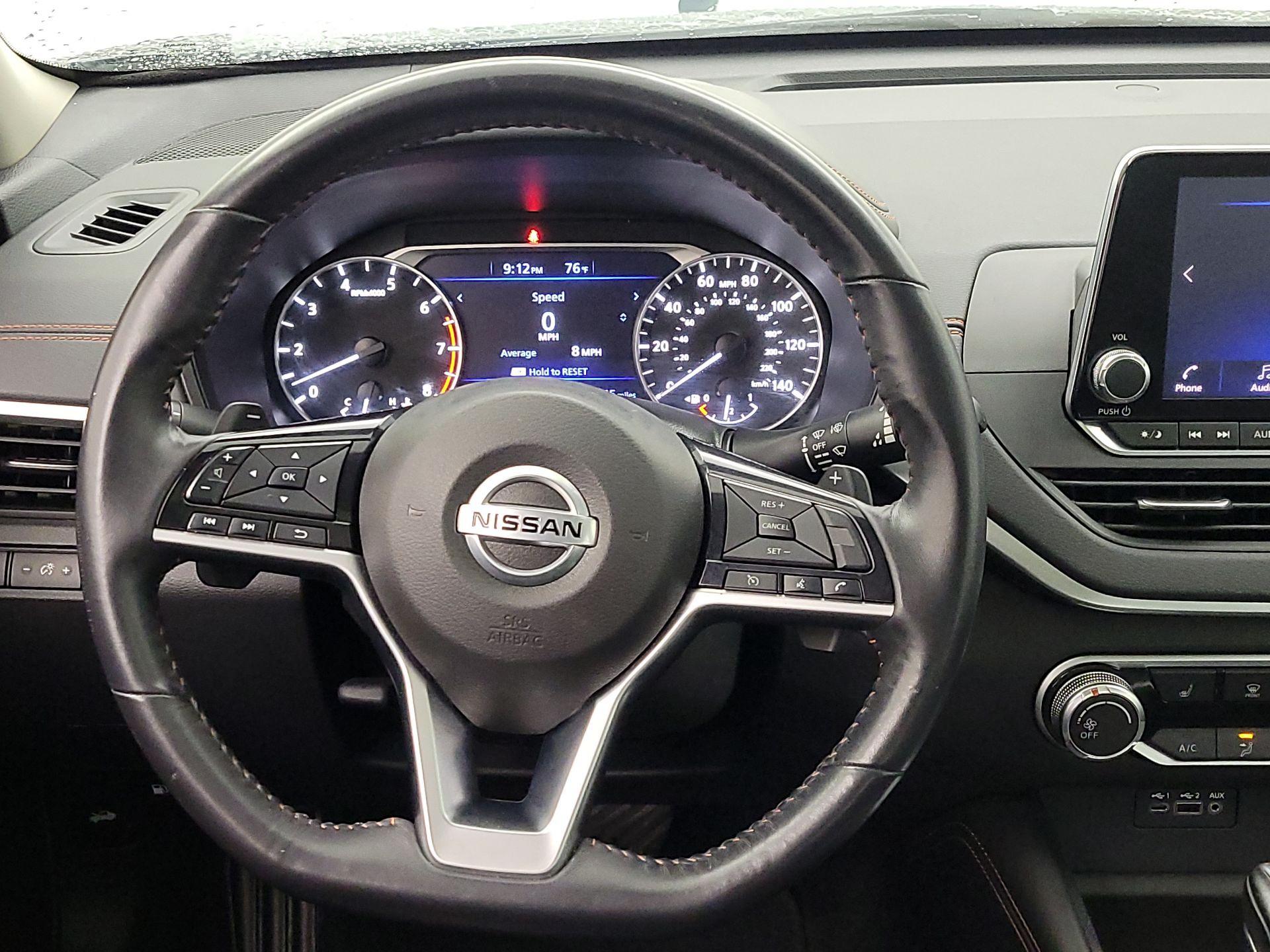 Thumbnail: 2019 Nissan Altima - 10