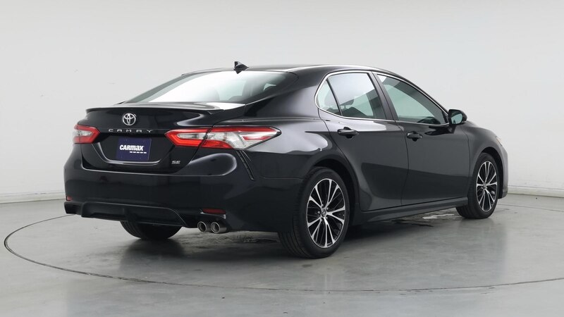 2019 Toyota Camry SE 8