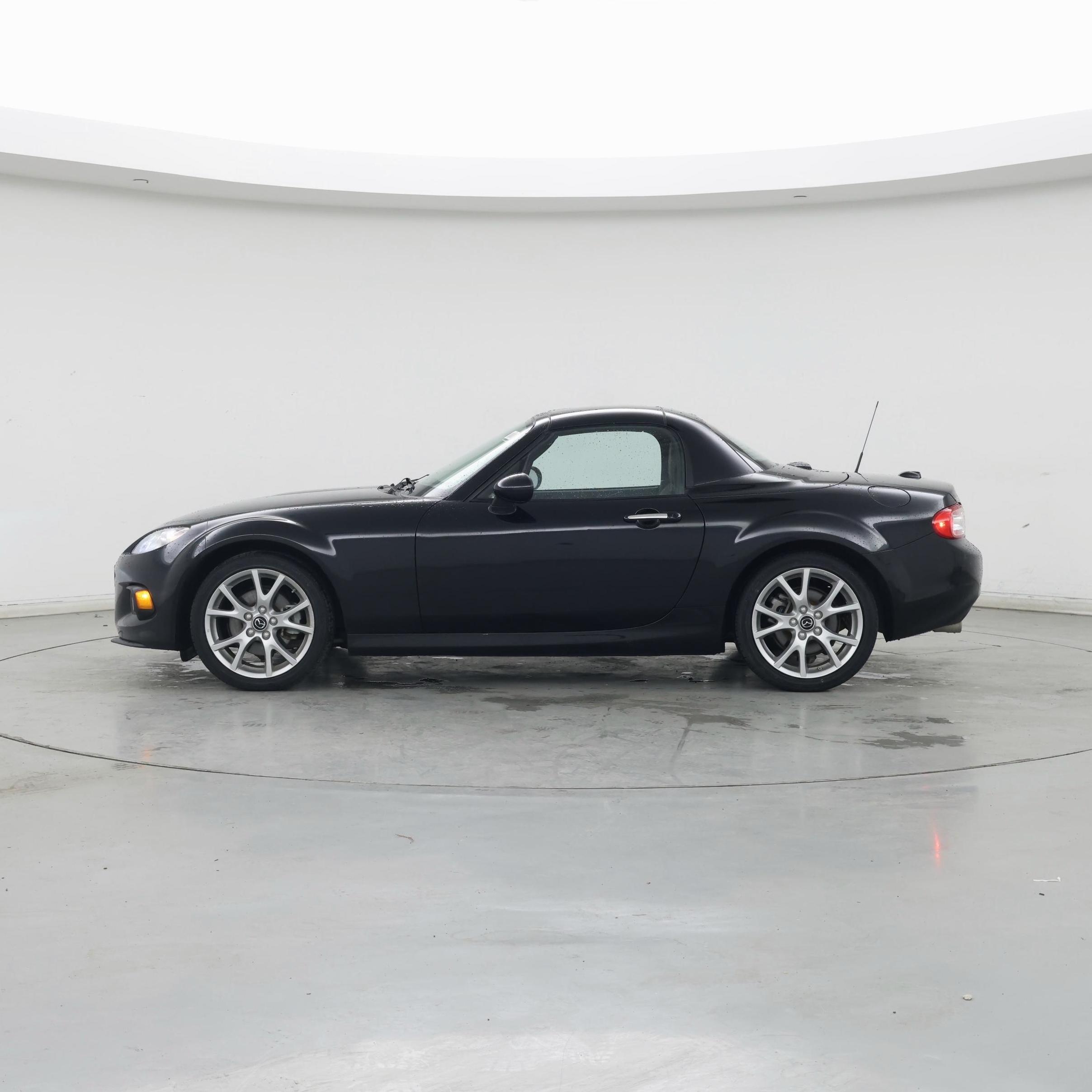 Thumbnail: 2015 Mazda MX-5 Miata - 3