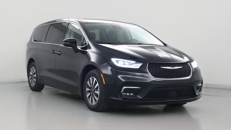 2022 Chrysler Pacifica Hybrid Touring L Hero Image