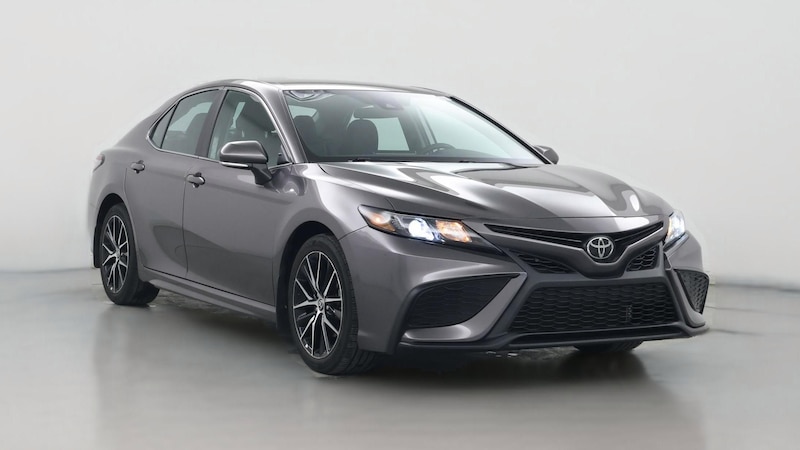 2022 Toyota Camry SE Hero Image