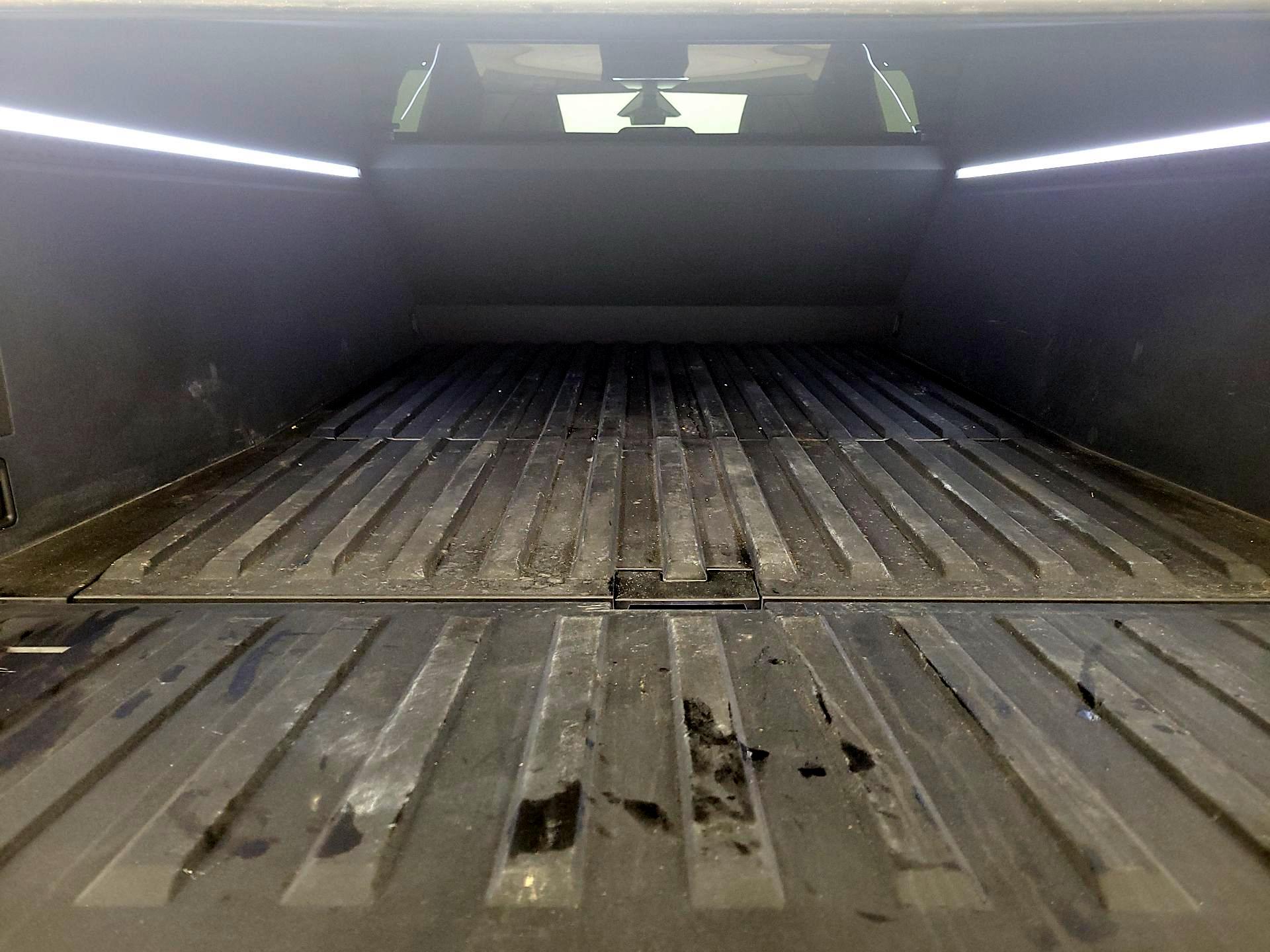 Thumbnail: 2024 Tesla Cybertruck - 20