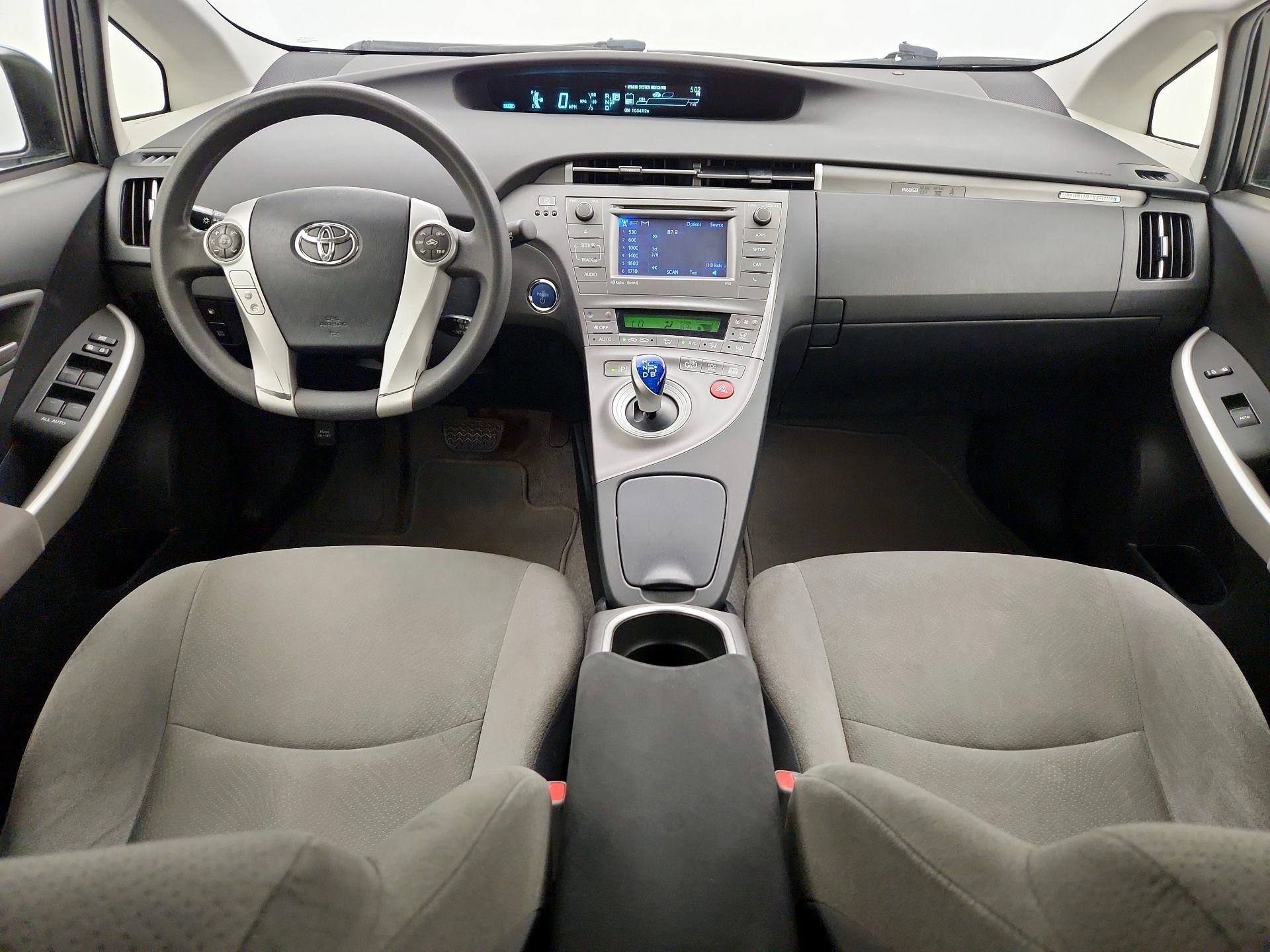 Thumbnail: 2014 Toyota Prius - 9