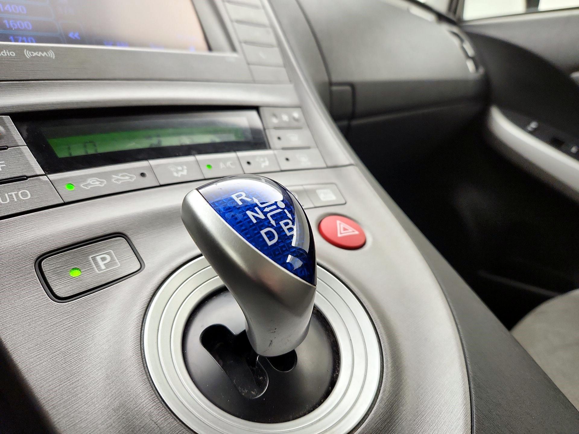 Thumbnail: 2014 Toyota Prius - 17