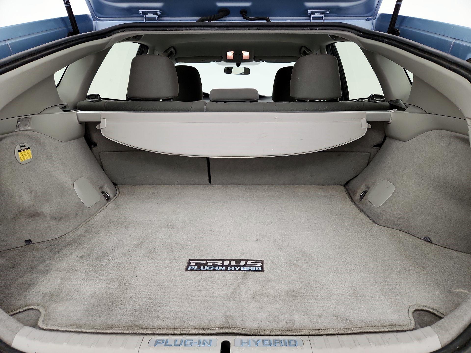 Thumbnail: 2014 Toyota Prius - 20