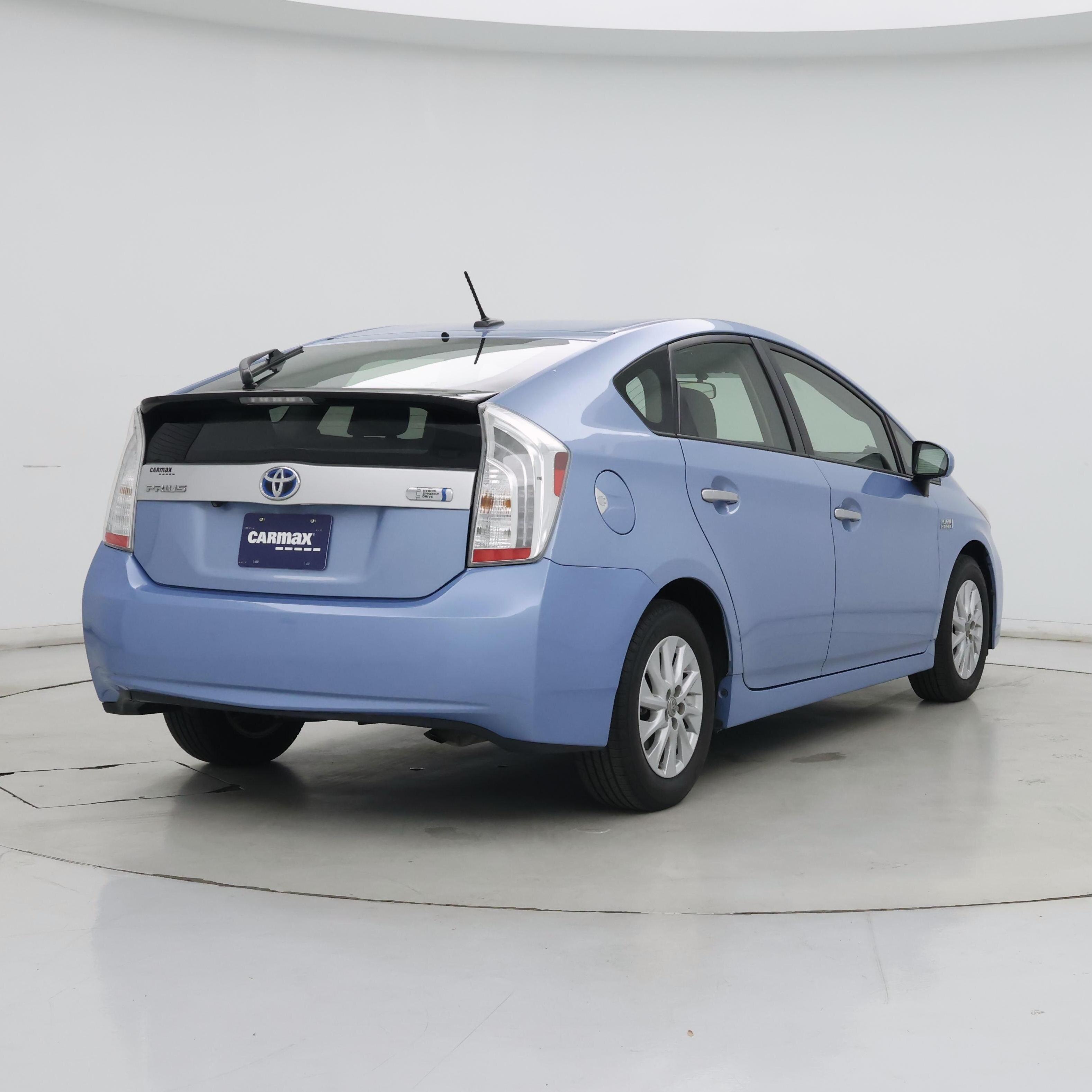 Thumbnail: 2014 Toyota Prius - 8