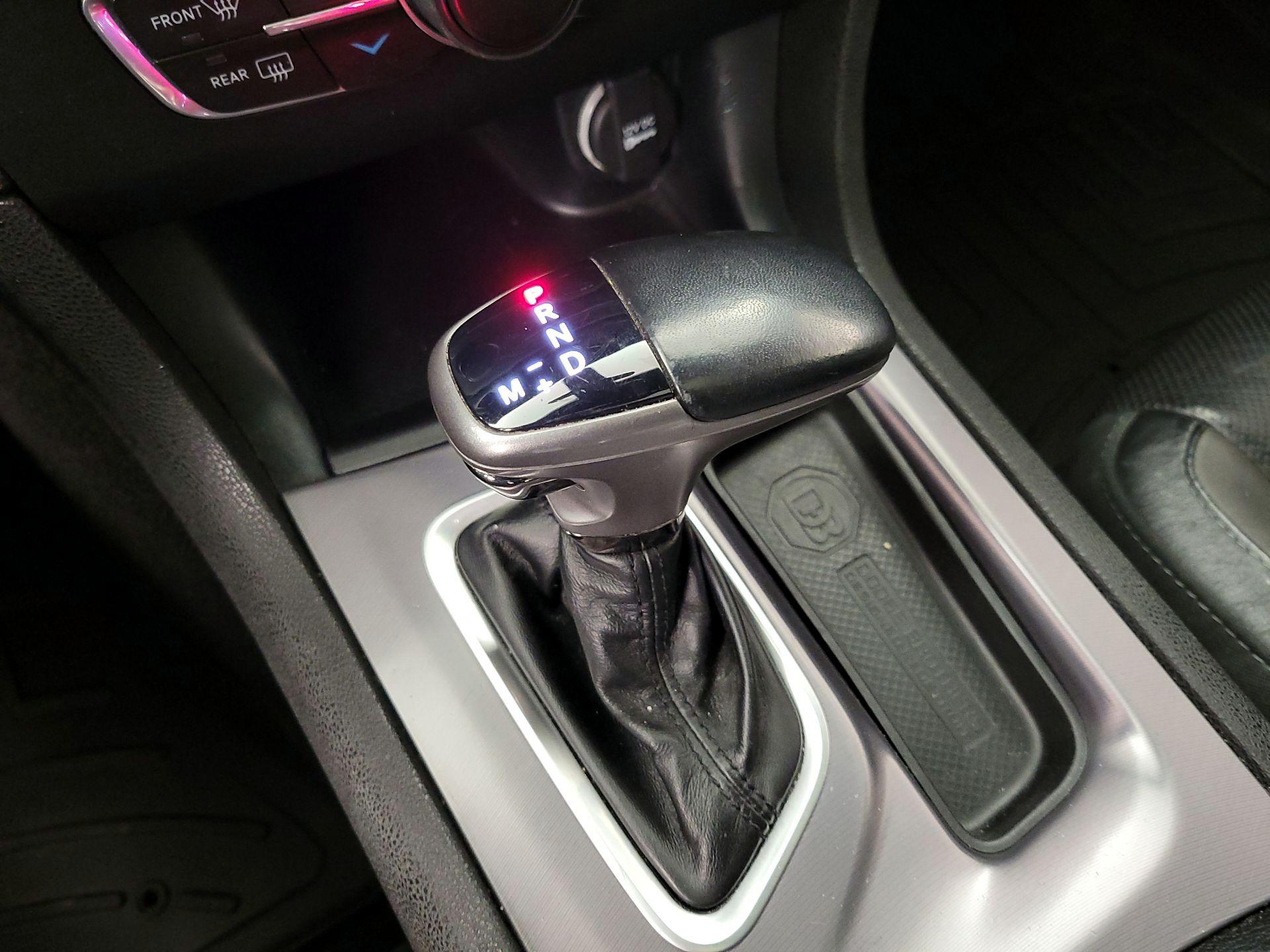 Thumbnail: 2020 Dodge Charger - 17