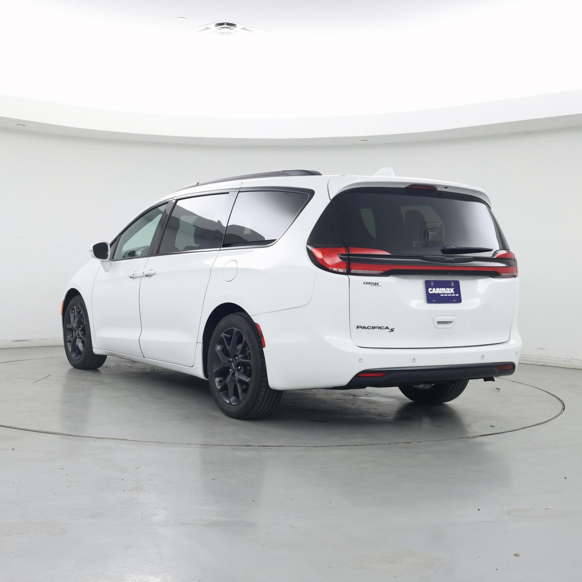 Thumbnail: 2021 Chrysler Pacifica - 2