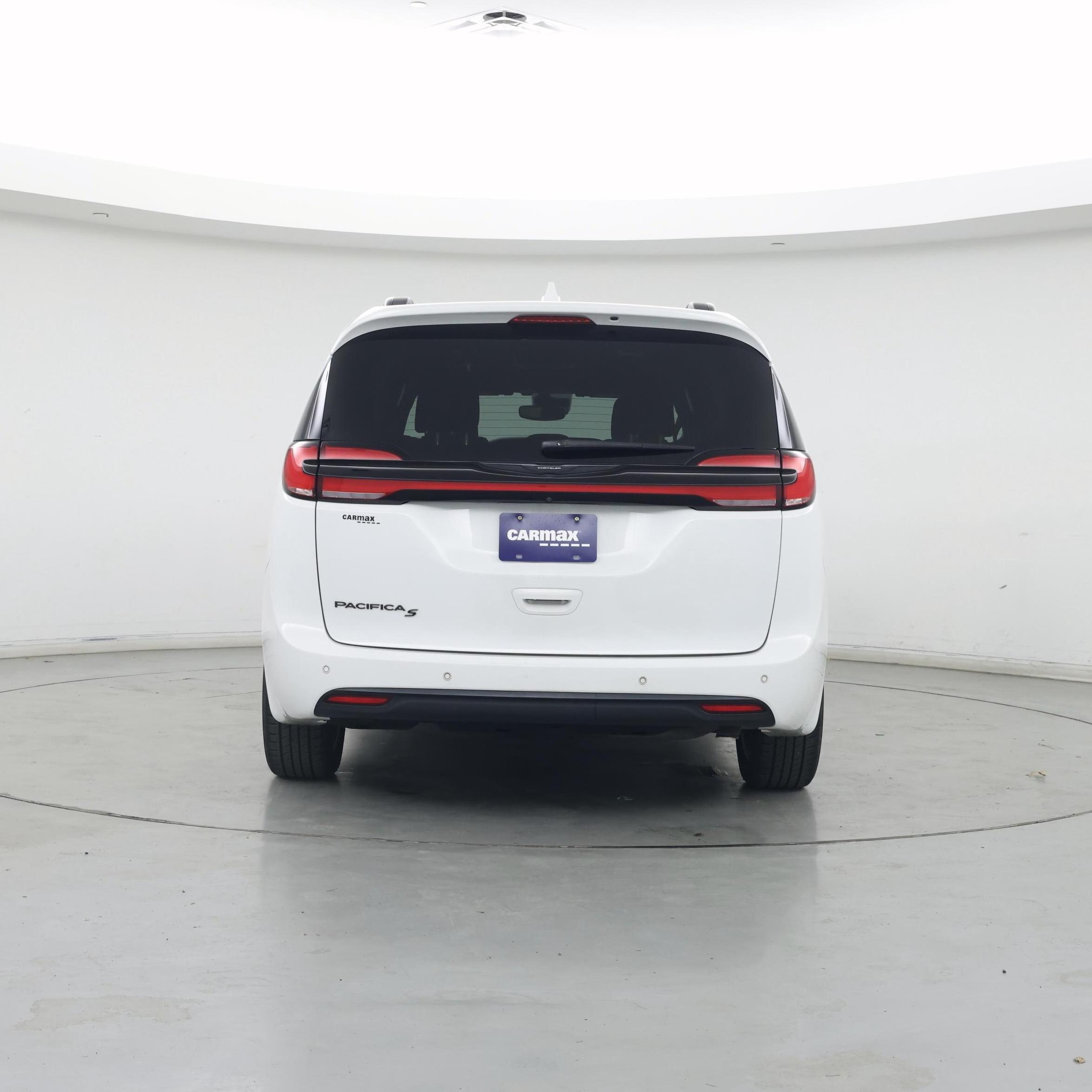 Thumbnail: 2021 Chrysler Pacifica - 6