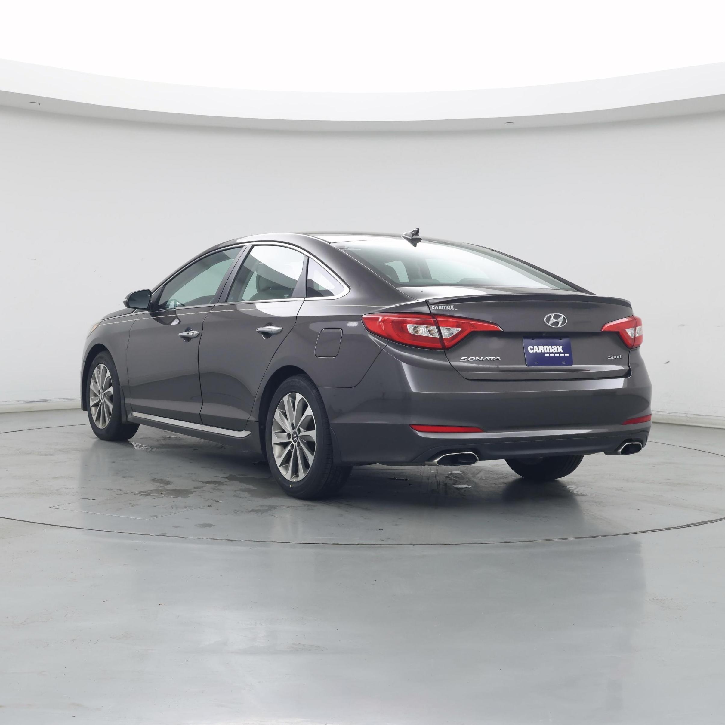Thumbnail: 2016 Hyundai Sonata - 2