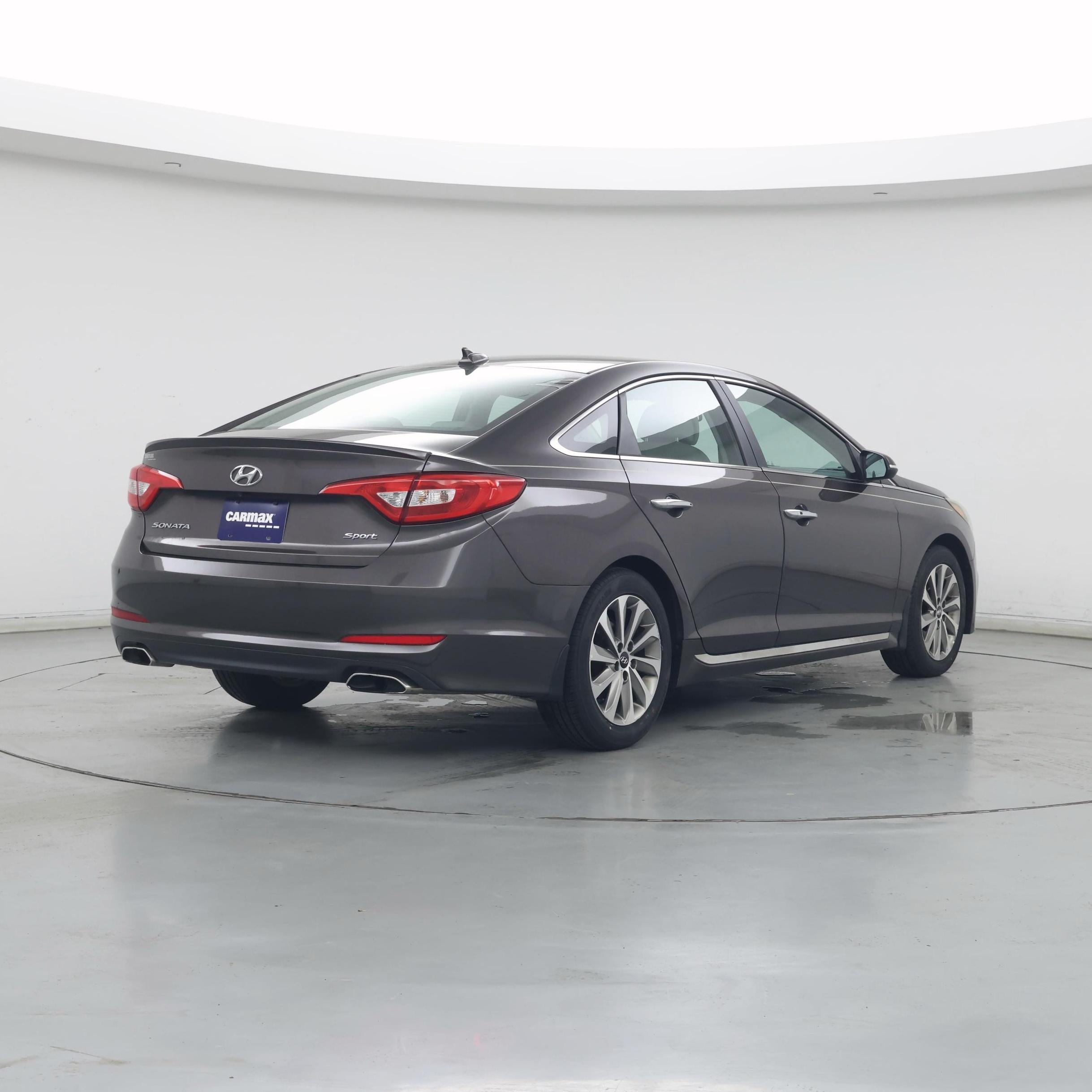 Thumbnail: 2016 Hyundai Sonata - 8