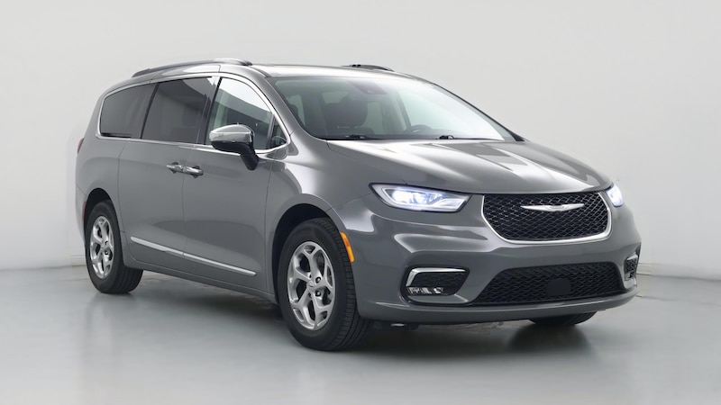 2023 Chrysler Pacifica Limited Hero Image
