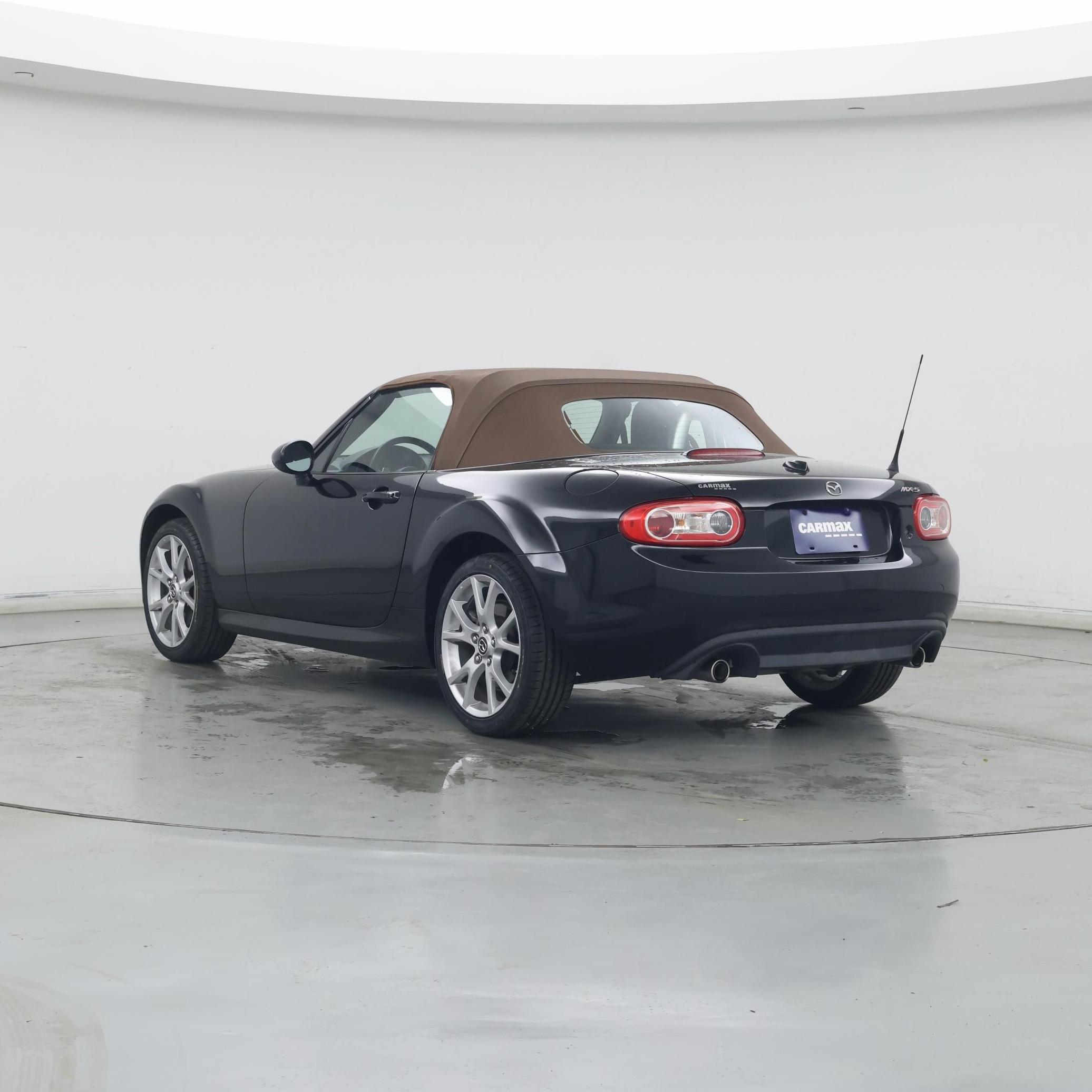 Thumbnail: 2015 Mazda MX-5 Miata - 2