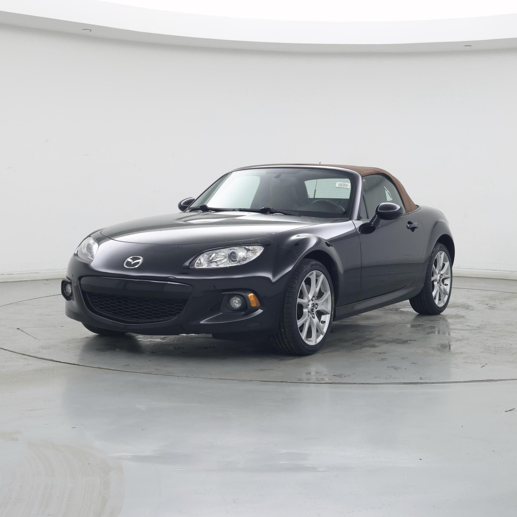 Thumbnail: 2015 Mazda MX-5 Miata - 4