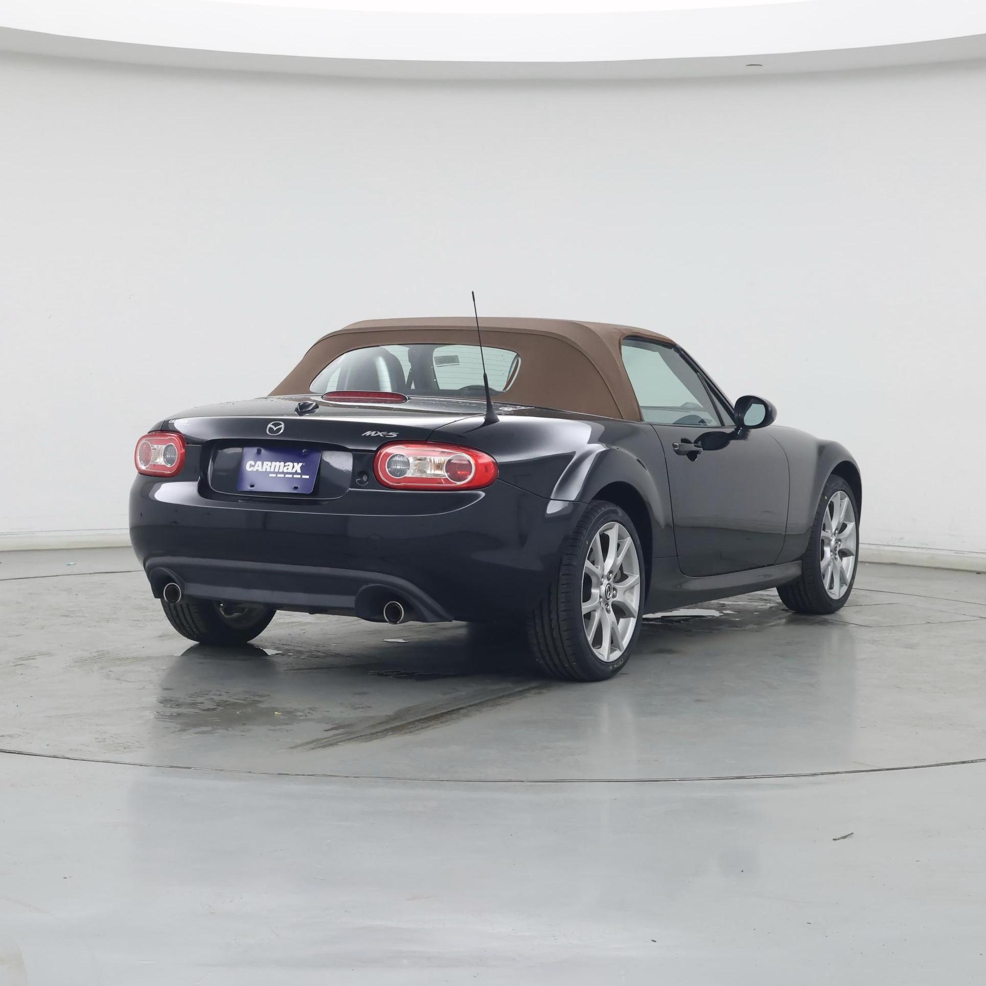 Thumbnail: 2015 Mazda MX-5 Miata - 8