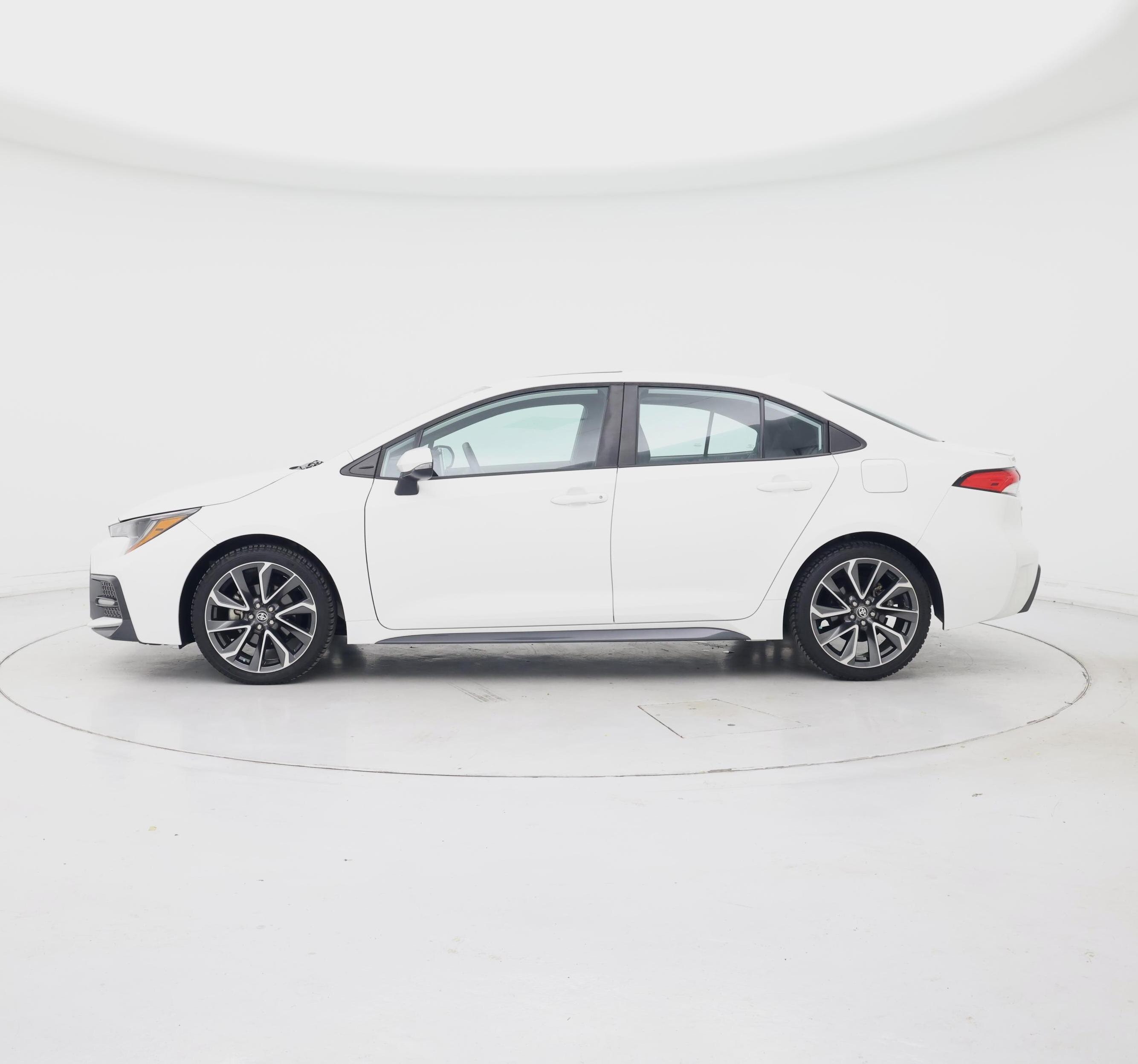 Thumbnail: 2022 Toyota Corolla - 3
