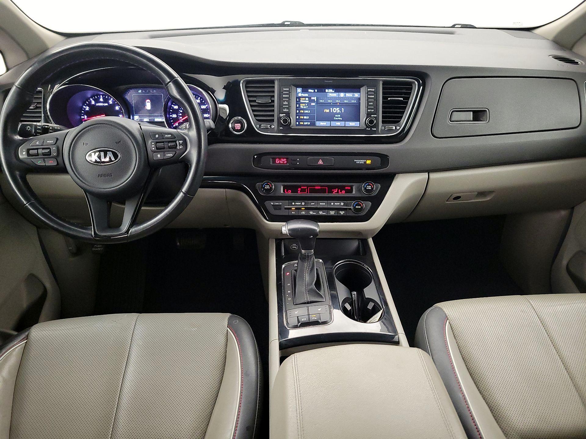 Thumbnail: 2017 Kia Sedona - 9