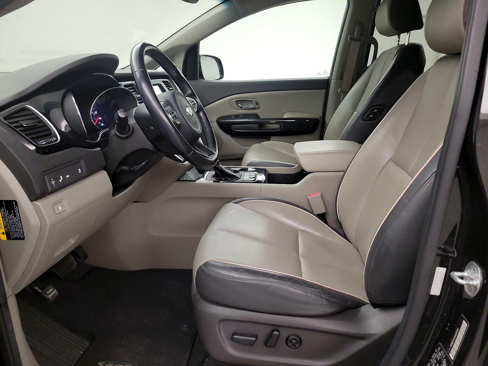 Thumbnail: 2017 Kia Sedona - 11