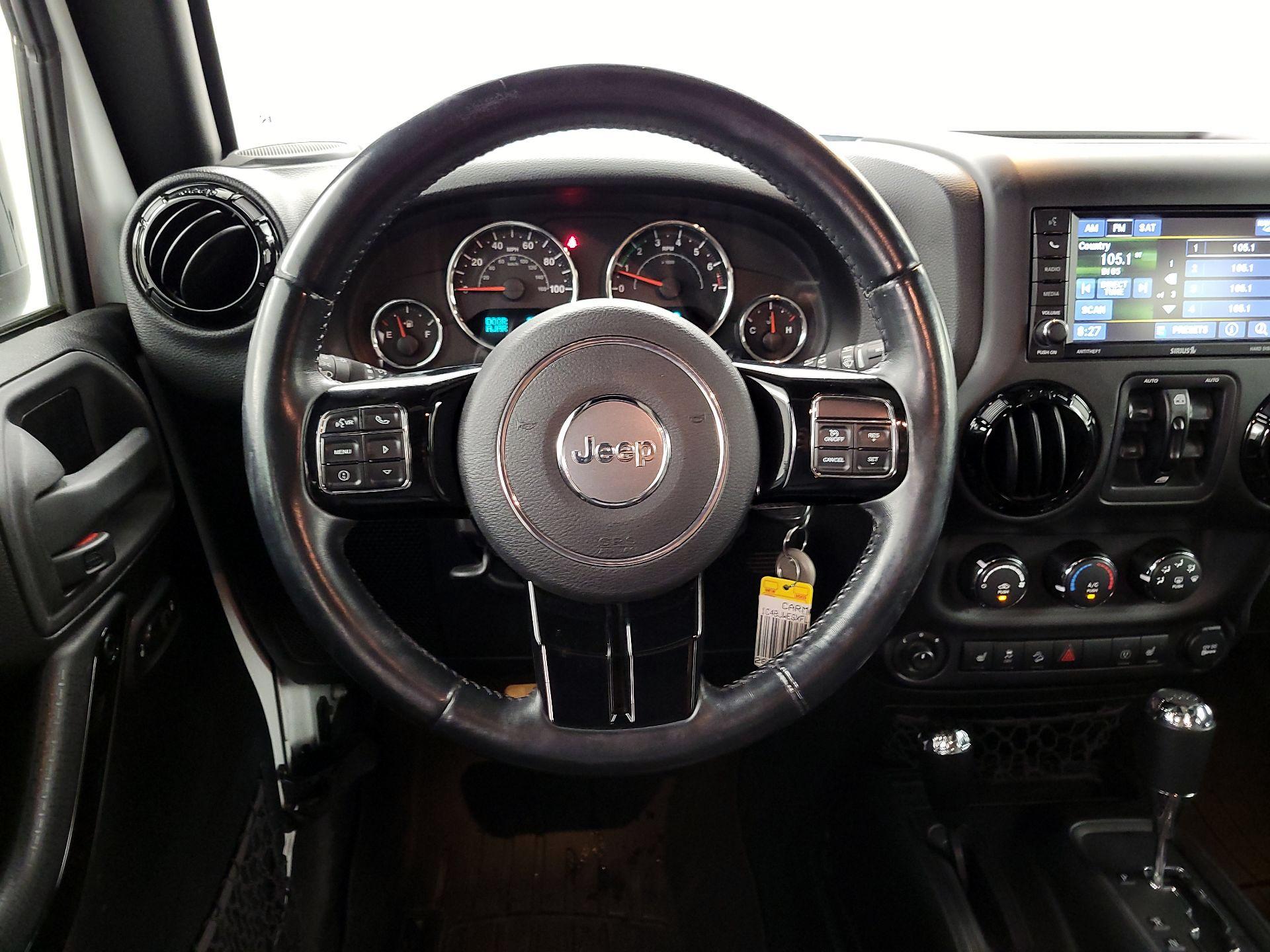 Thumbnail: 2015 Jeep Wrangler - 10