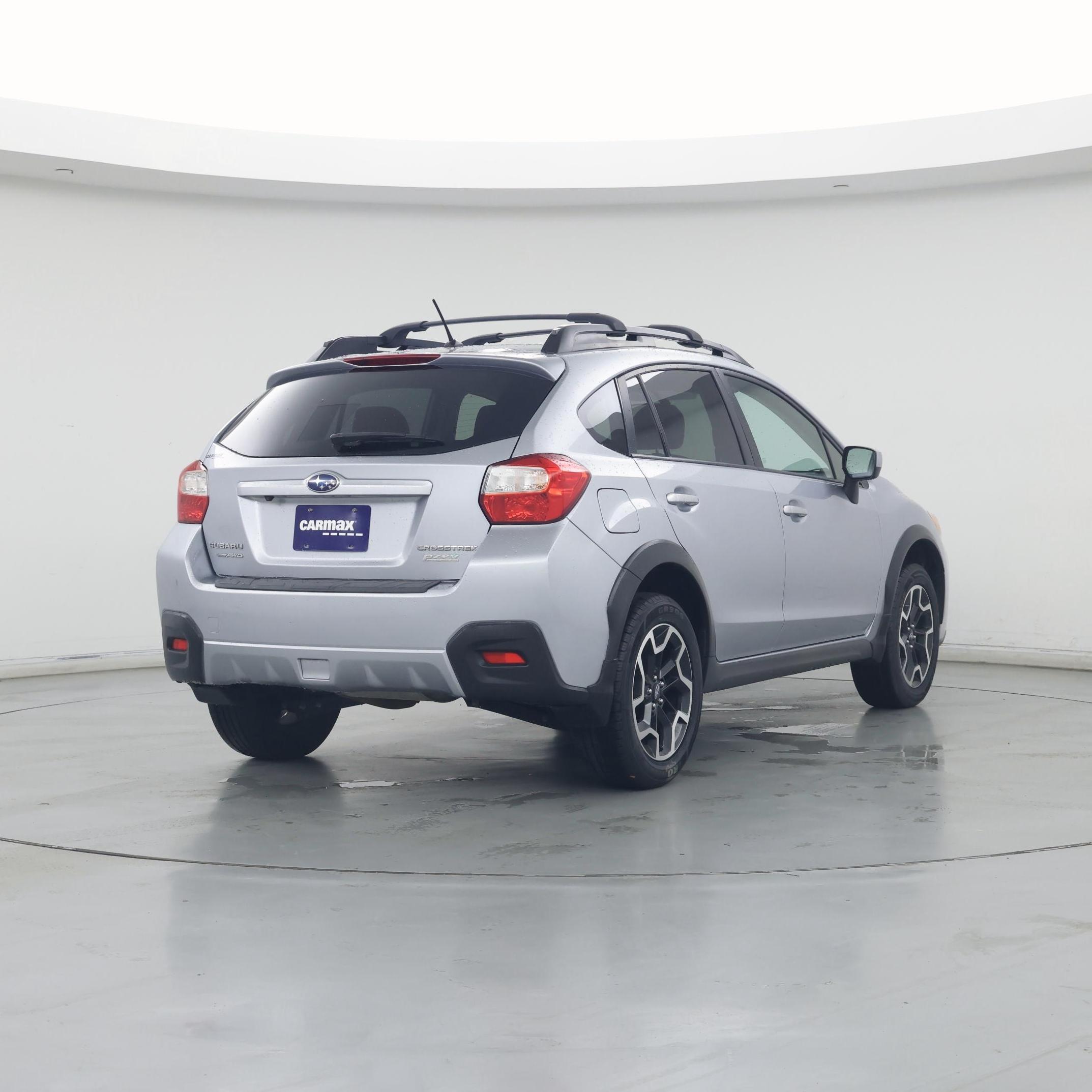 Thumbnail: 2016 Subaru XV Crosstrek - 8