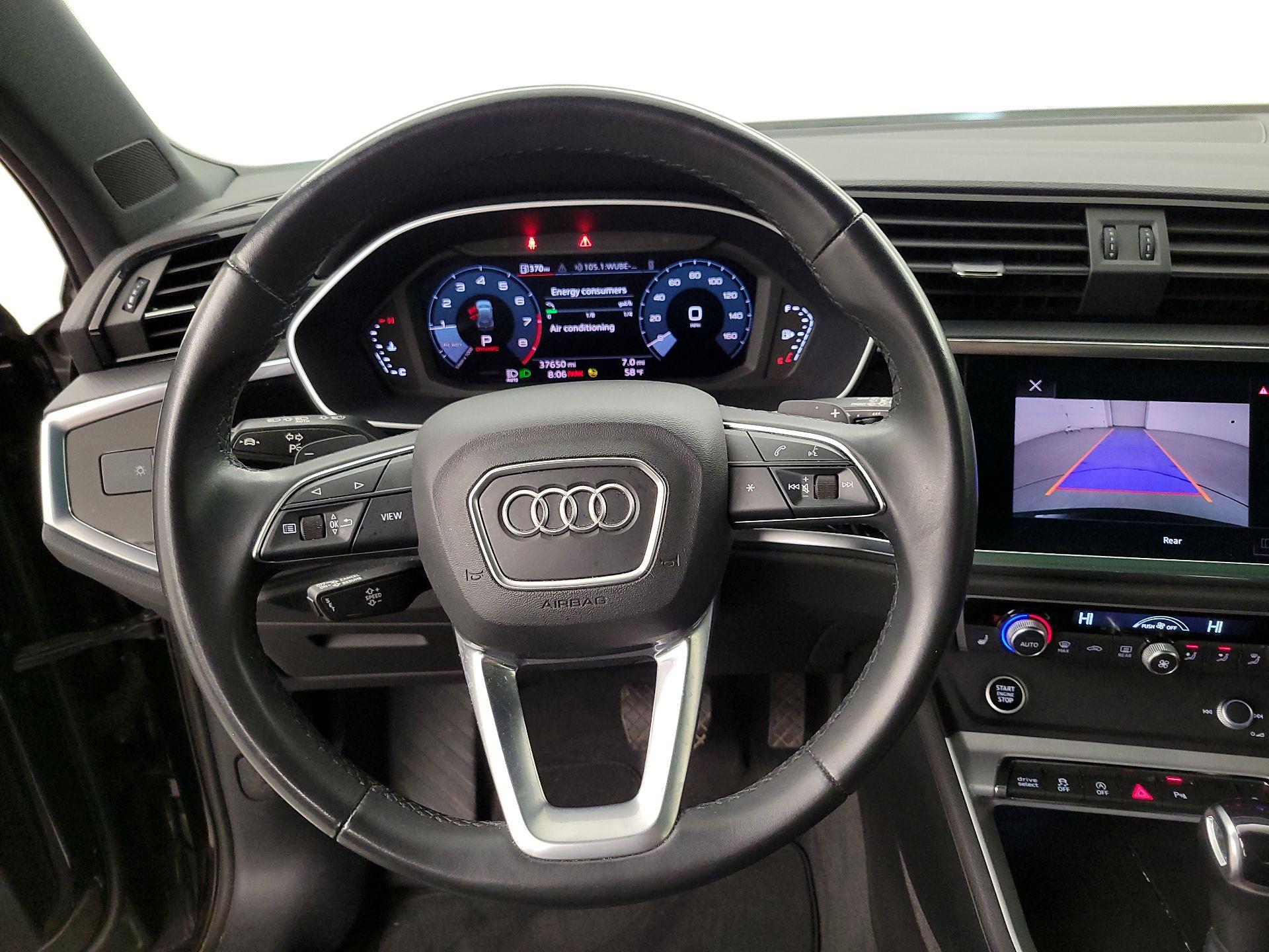 Thumbnail: 2022 Audi Q3 - 10