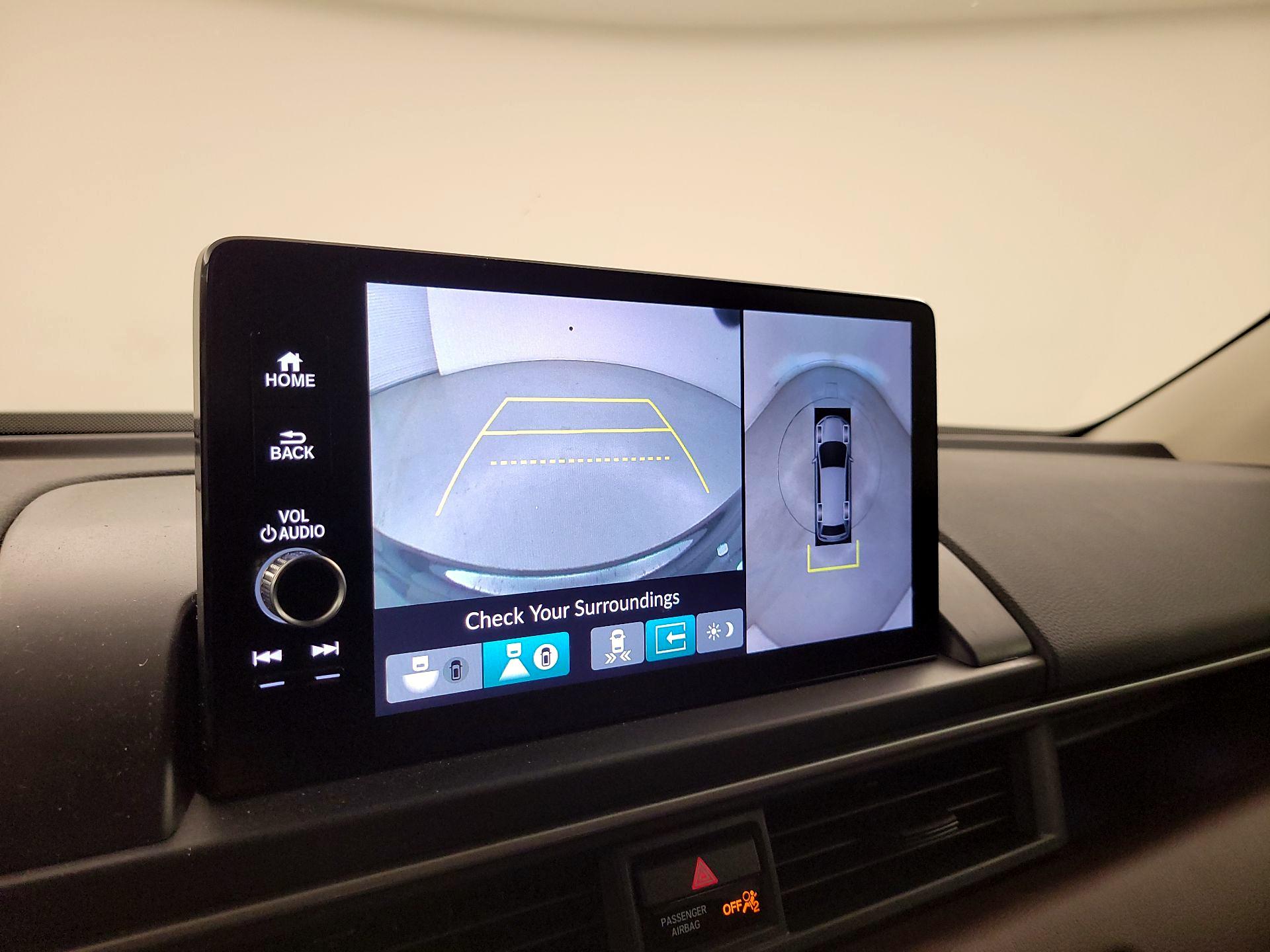 Thumbnail: 2024 Honda Pilot - 15