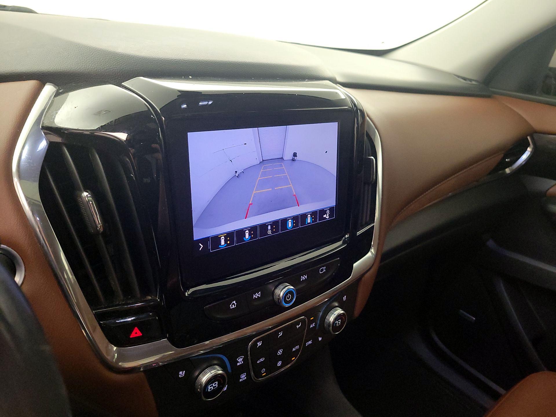 Thumbnail: 2020 Chevrolet Traverse - 14