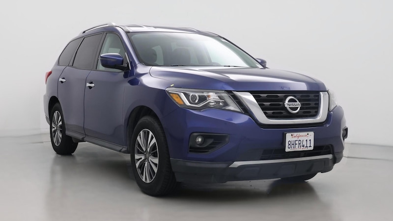 2017 Nissan Pathfinder SV Hero Image