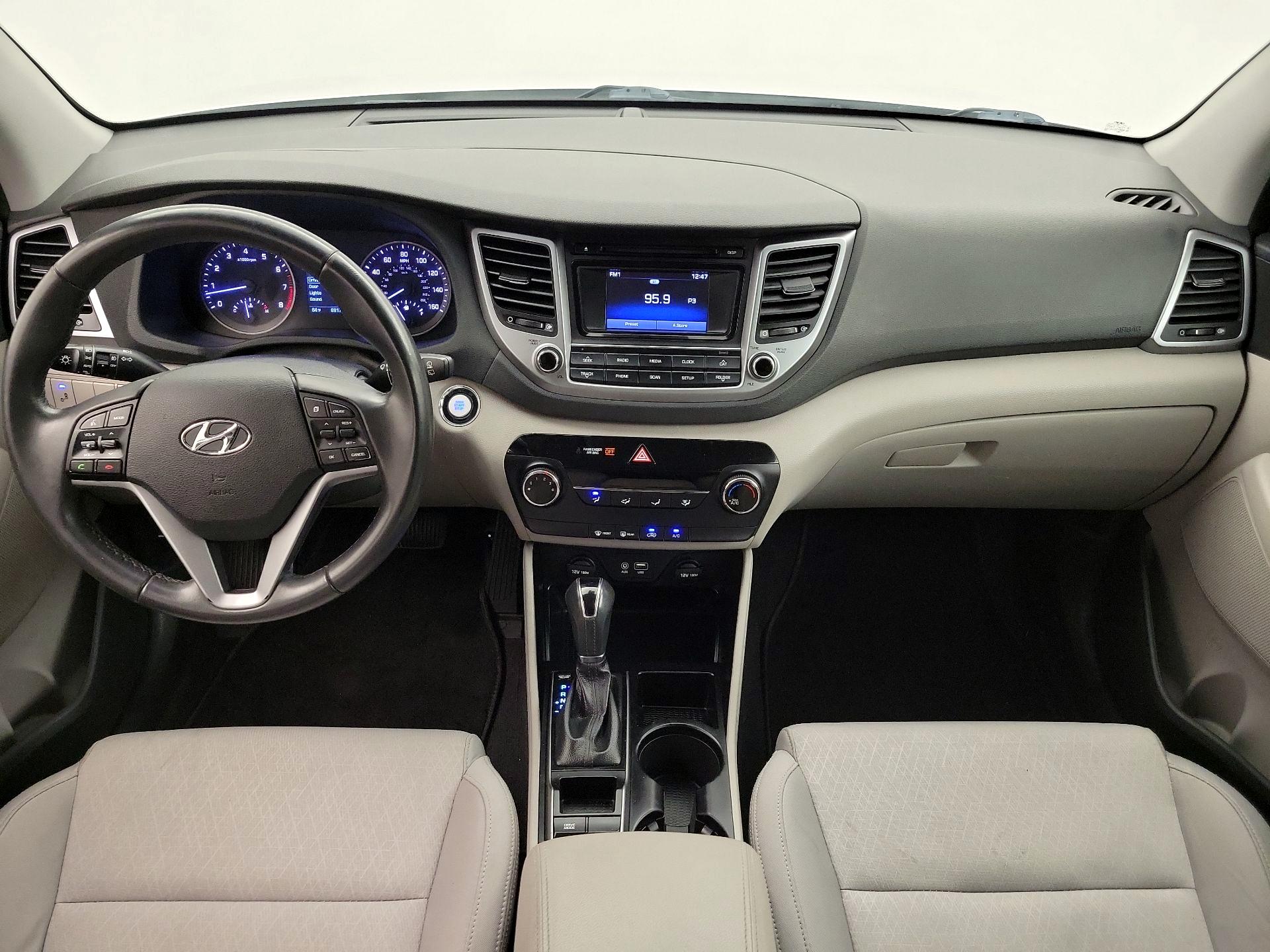 Thumbnail: 2017 Hyundai Tucson - 9