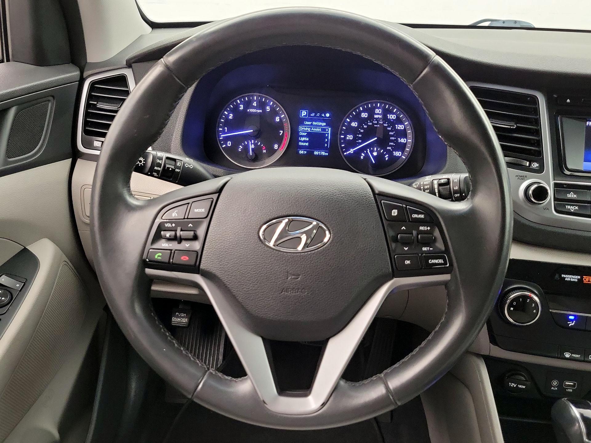 Thumbnail: 2017 Hyundai Tucson - 10