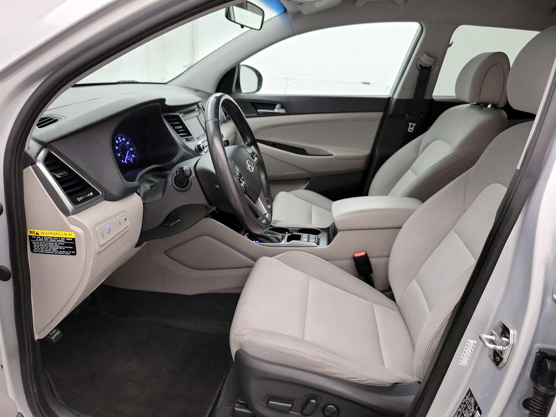 Thumbnail: 2017 Hyundai Tucson - 11