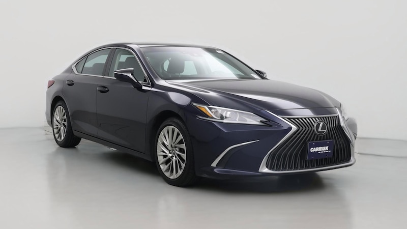 2019 Lexus ES  Hero Image