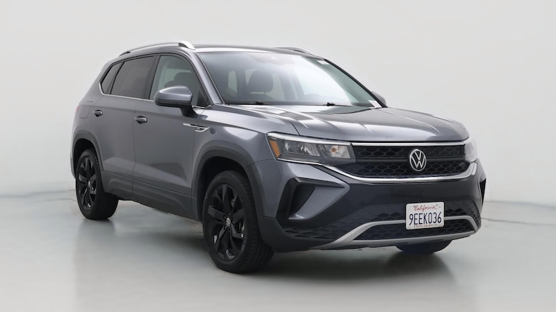 2023 Volkswagen Taos SE Hero Image