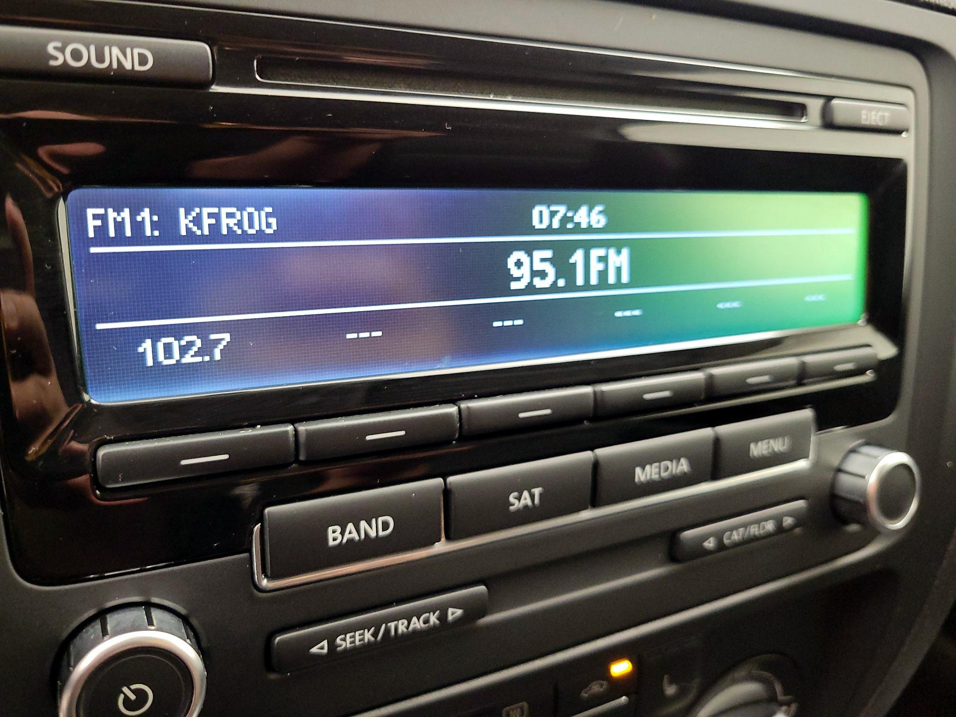 Thumbnail: 2014 Volkswagen Jetta - 14